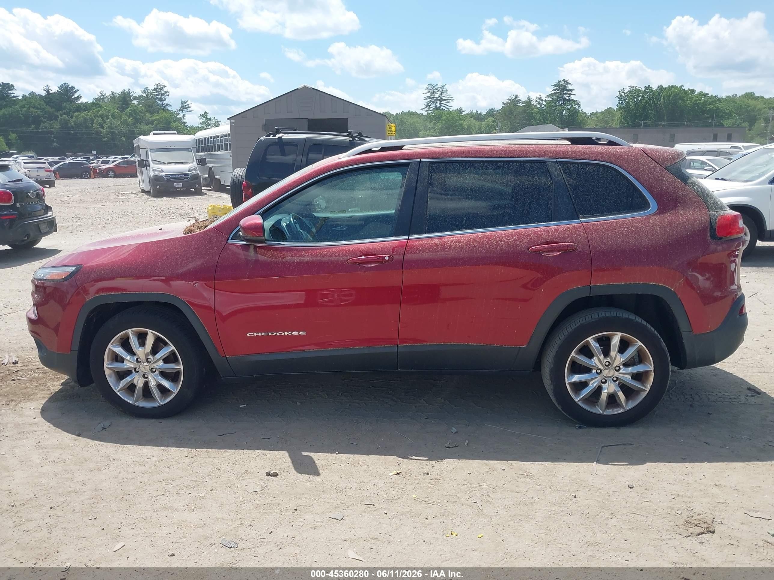 2015 Jeep Cherokee Limited Red vin: 1C4PJLDB8FW637961