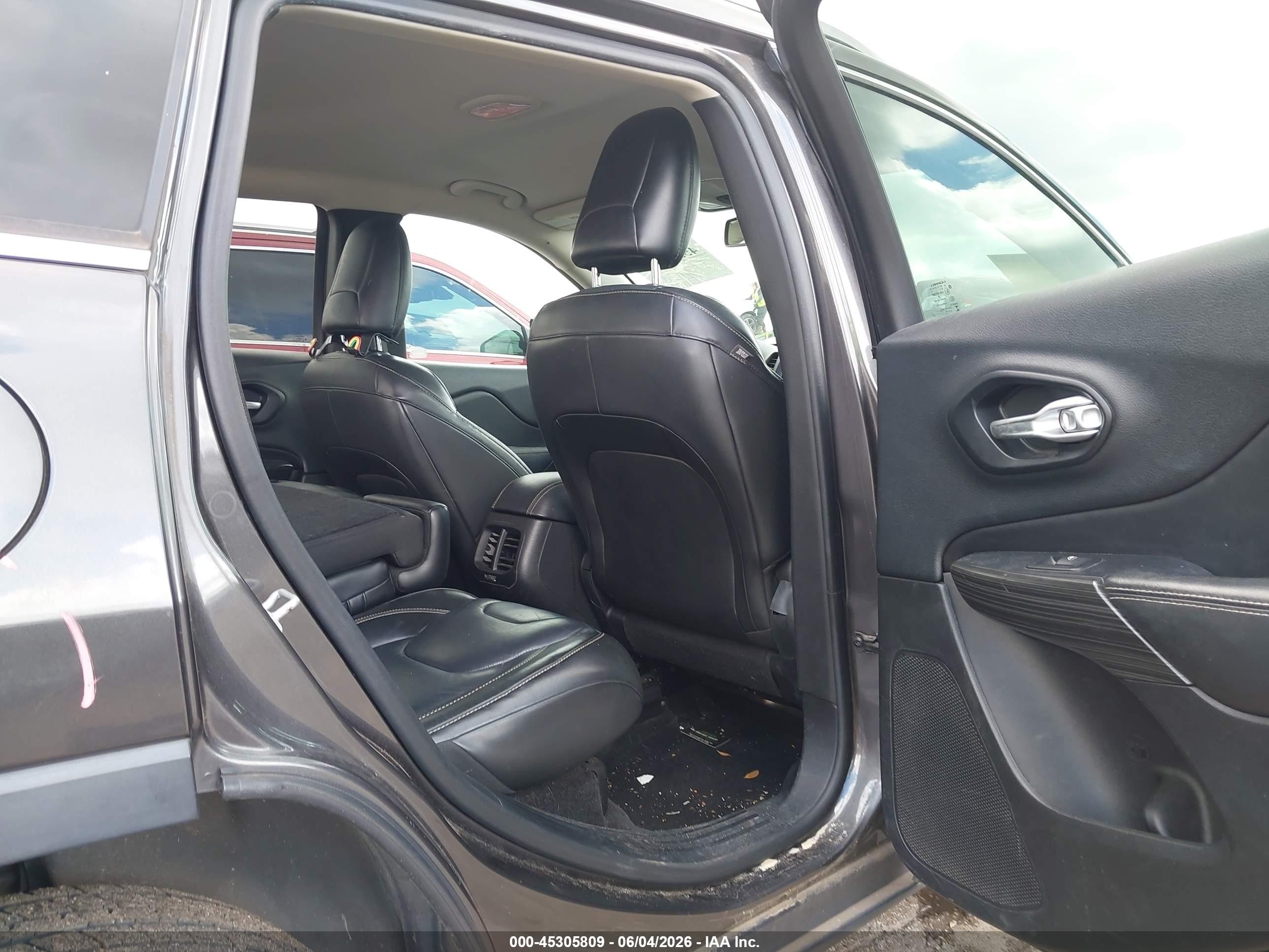 2015 Jeep Cherokee Limited Gray vin: 1C4PJLDB8FW701240