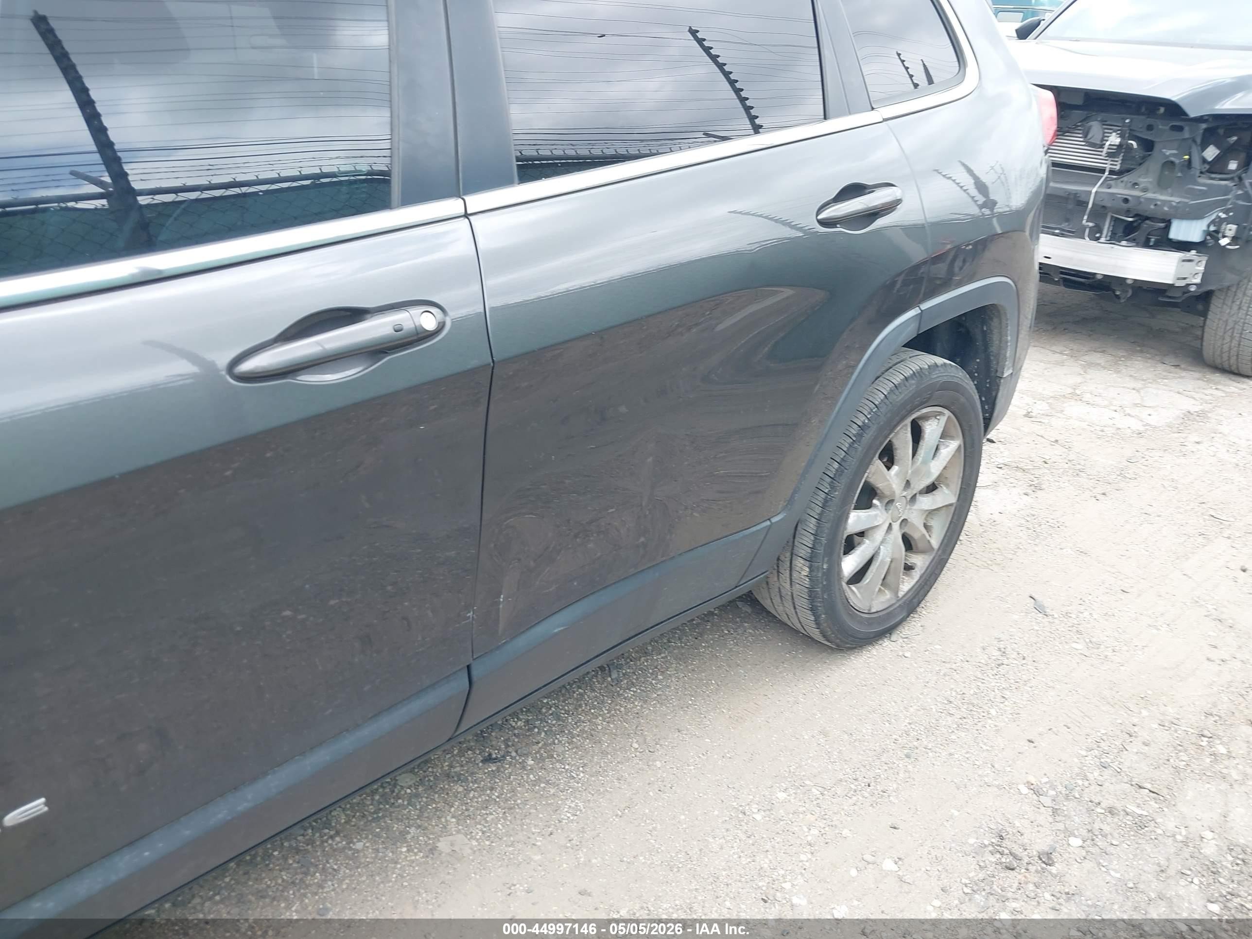 2014 Jeep Cherokee Limited Gray vin: 1C4PJLDB9EW217592
