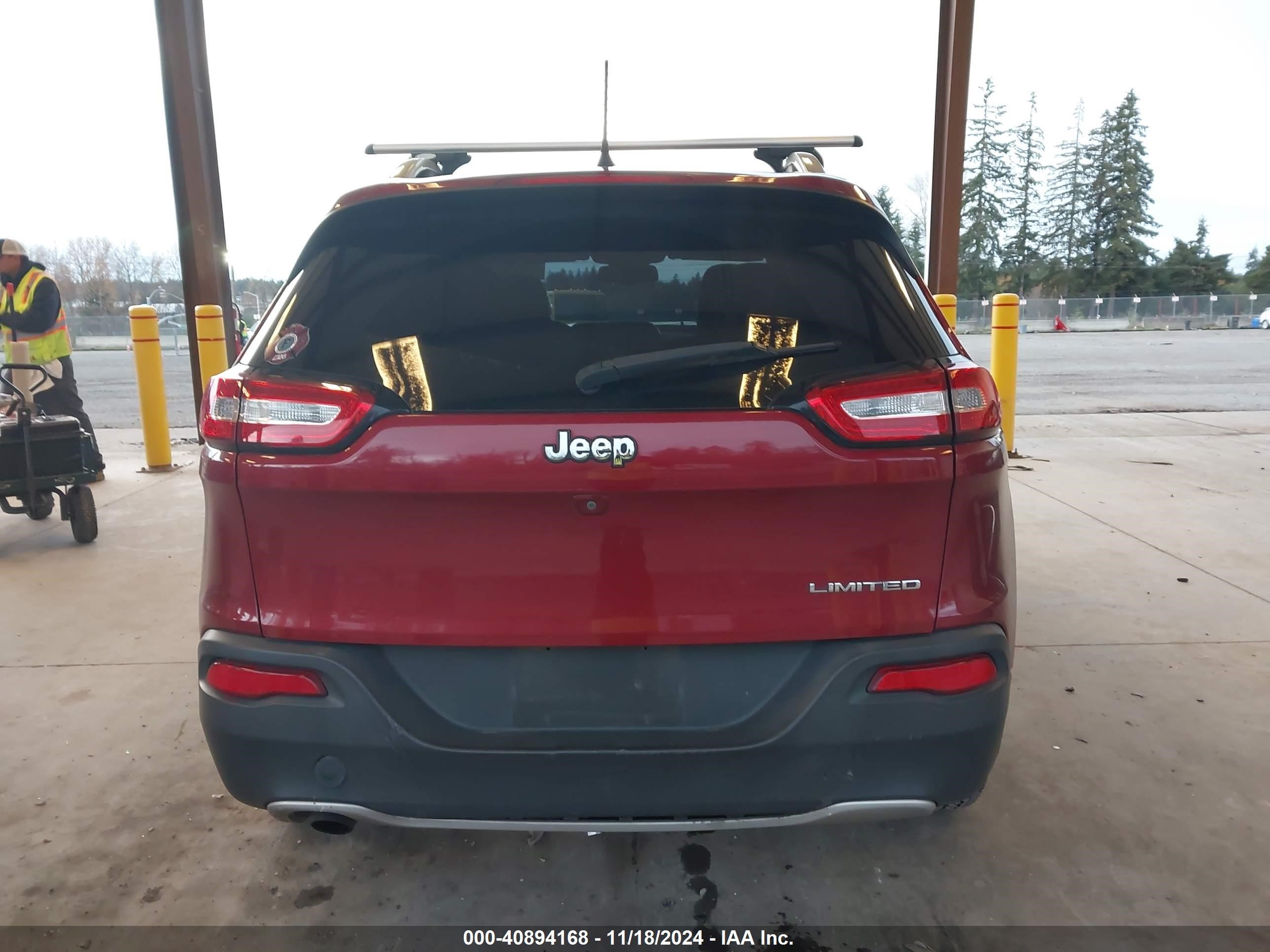 2017 Jeep Cherokee Limited Fwd Red vin: 1C4PJLDBXHW517629