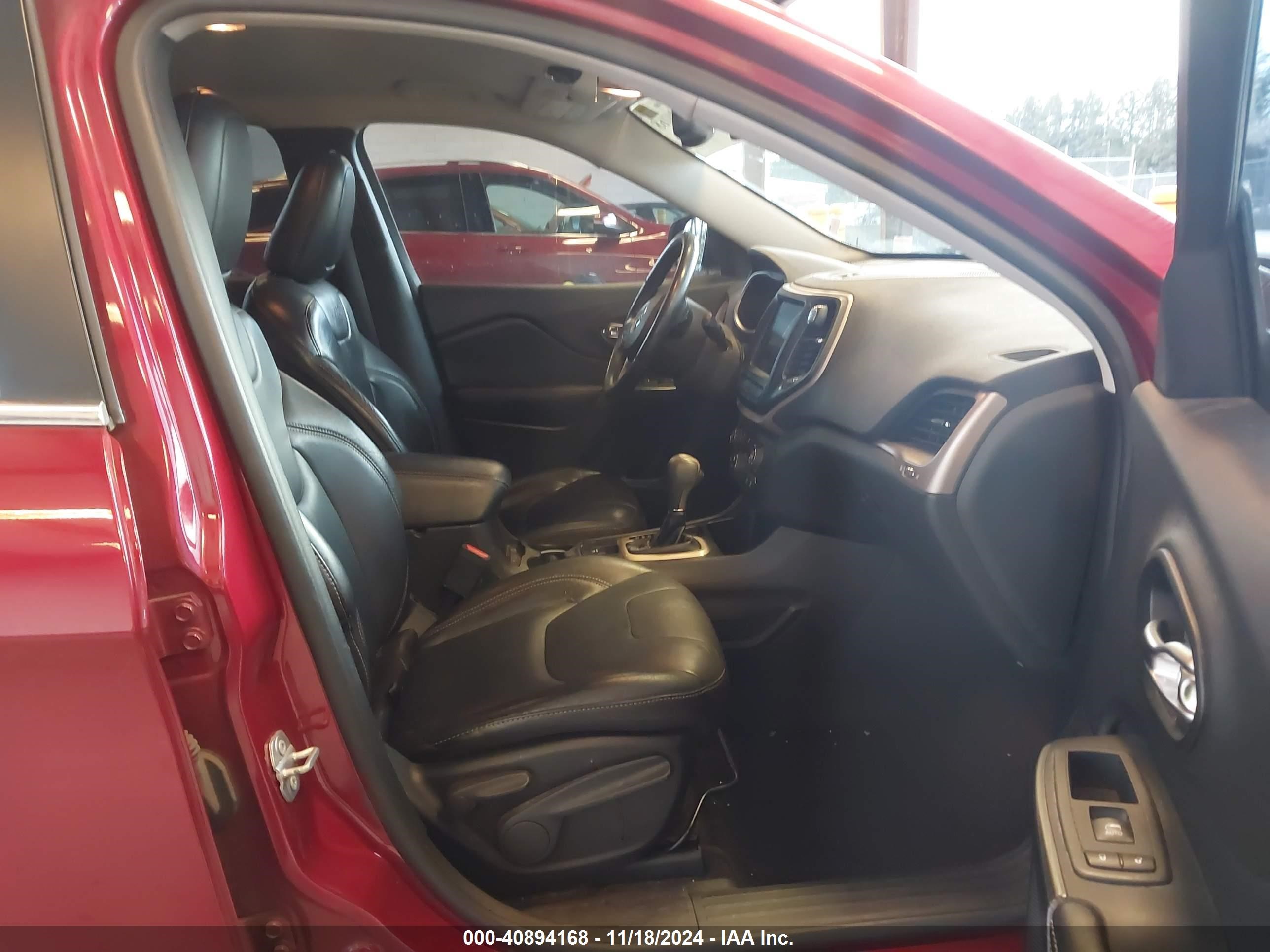 2017 Jeep Cherokee Limited Fwd Red vin: 1C4PJLDBXHW517629