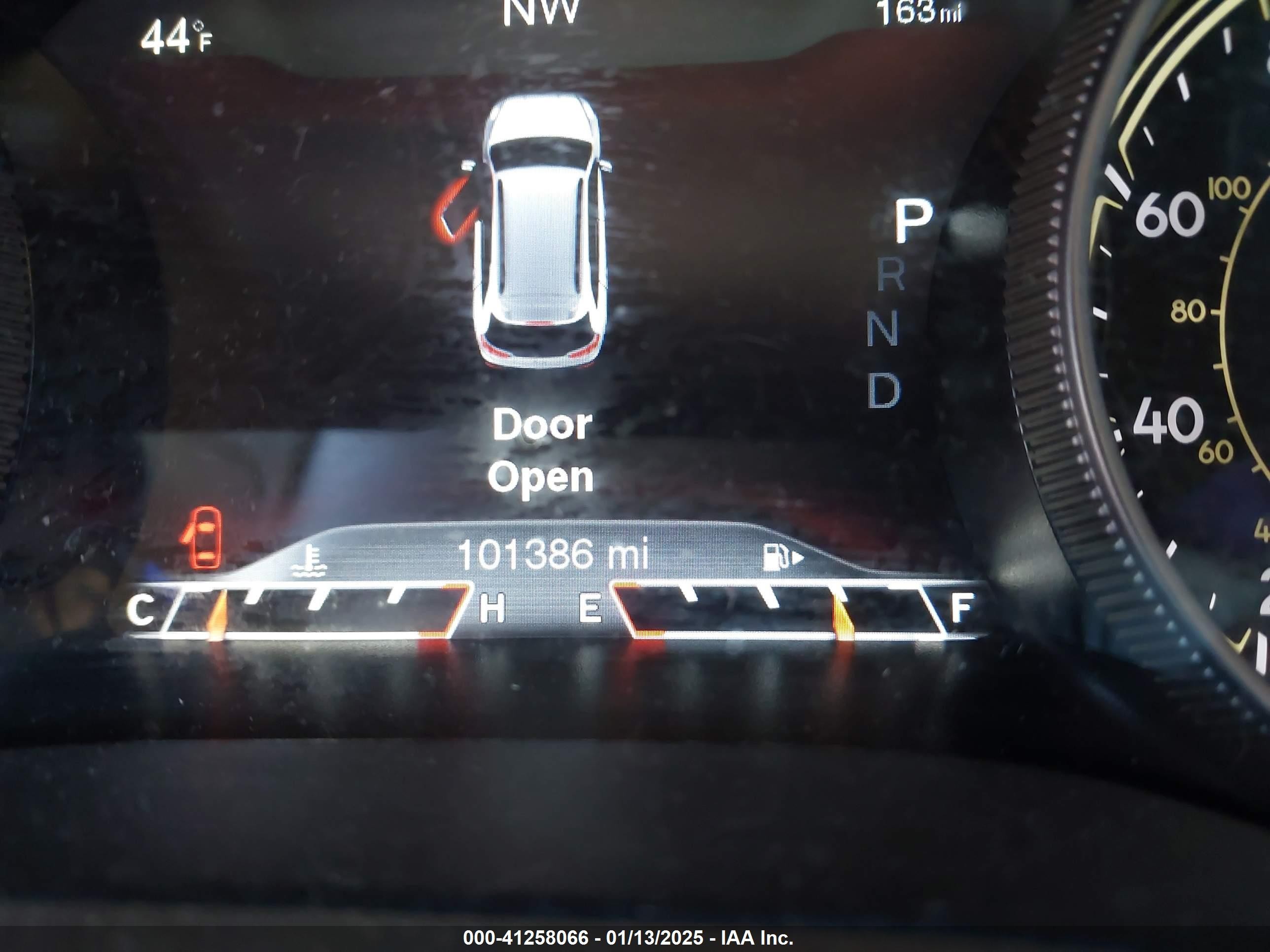 2017 Jeep Cherokee Limited Fwd Gray vin: 1C4PJLDBXHW548184