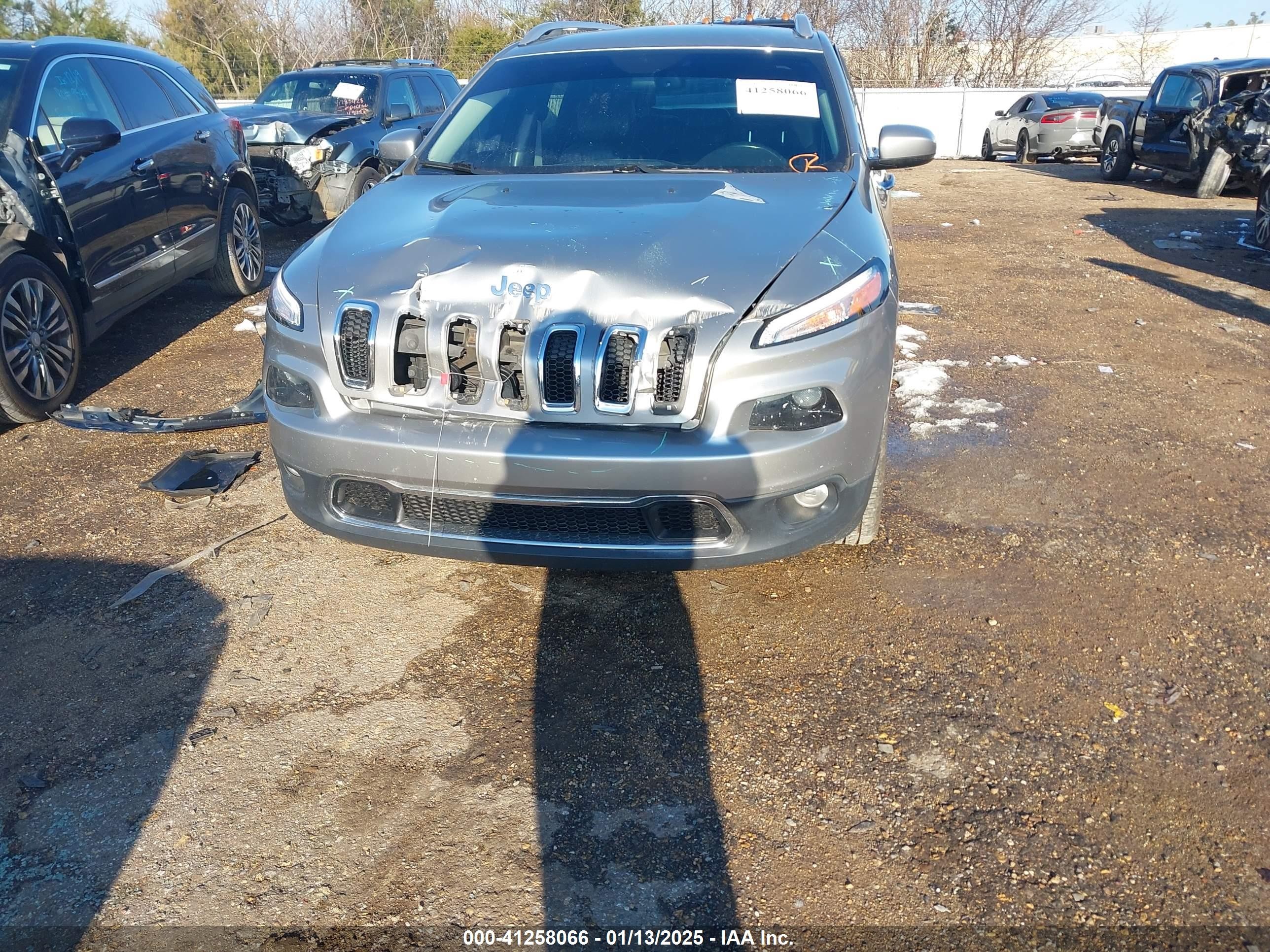 2017 Jeep Cherokee Limited Fwd Gray vin: 1C4PJLDBXHW548184