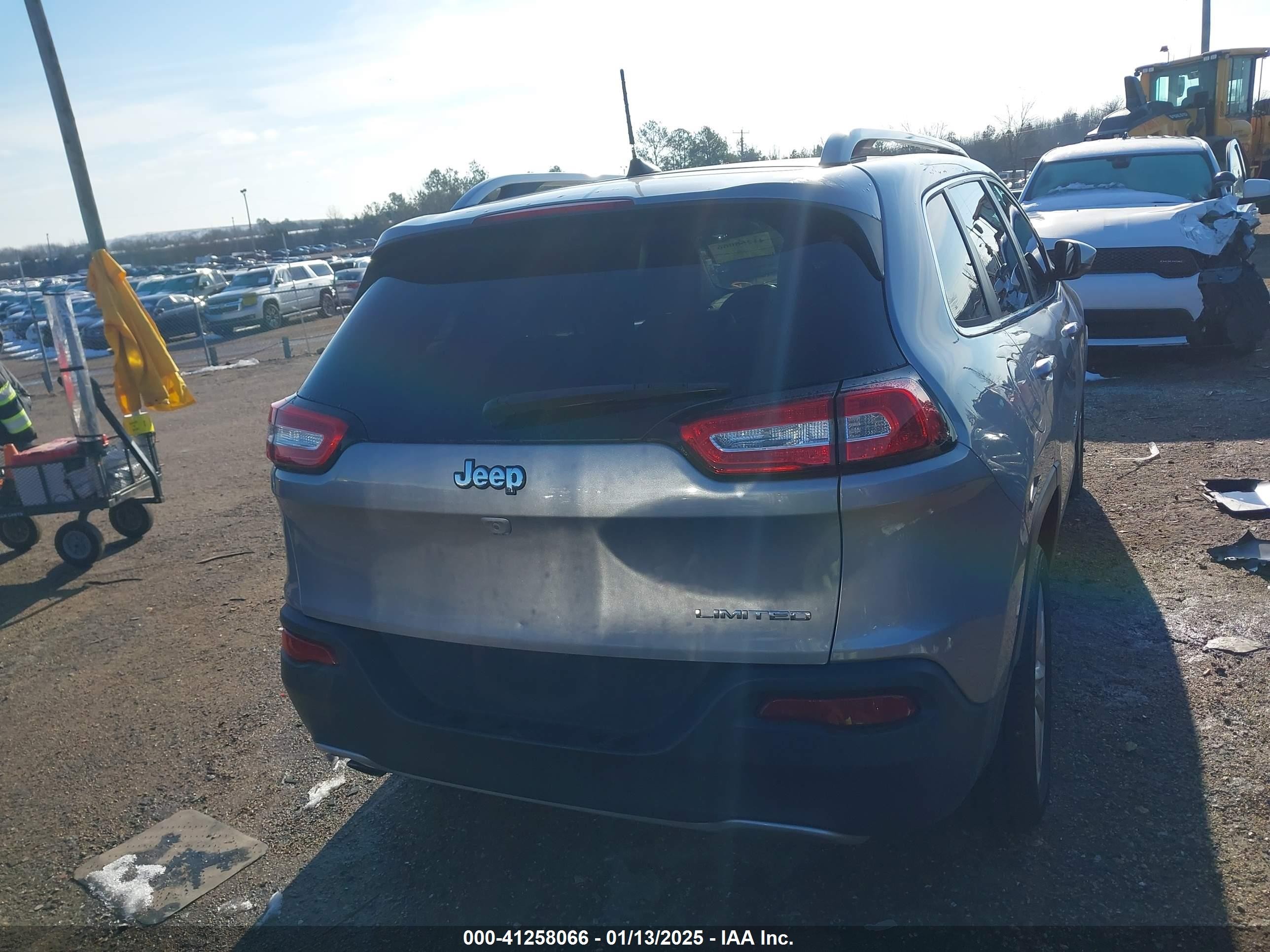 2017 Jeep Cherokee Limited Fwd Gray vin: 1C4PJLDBXHW548184