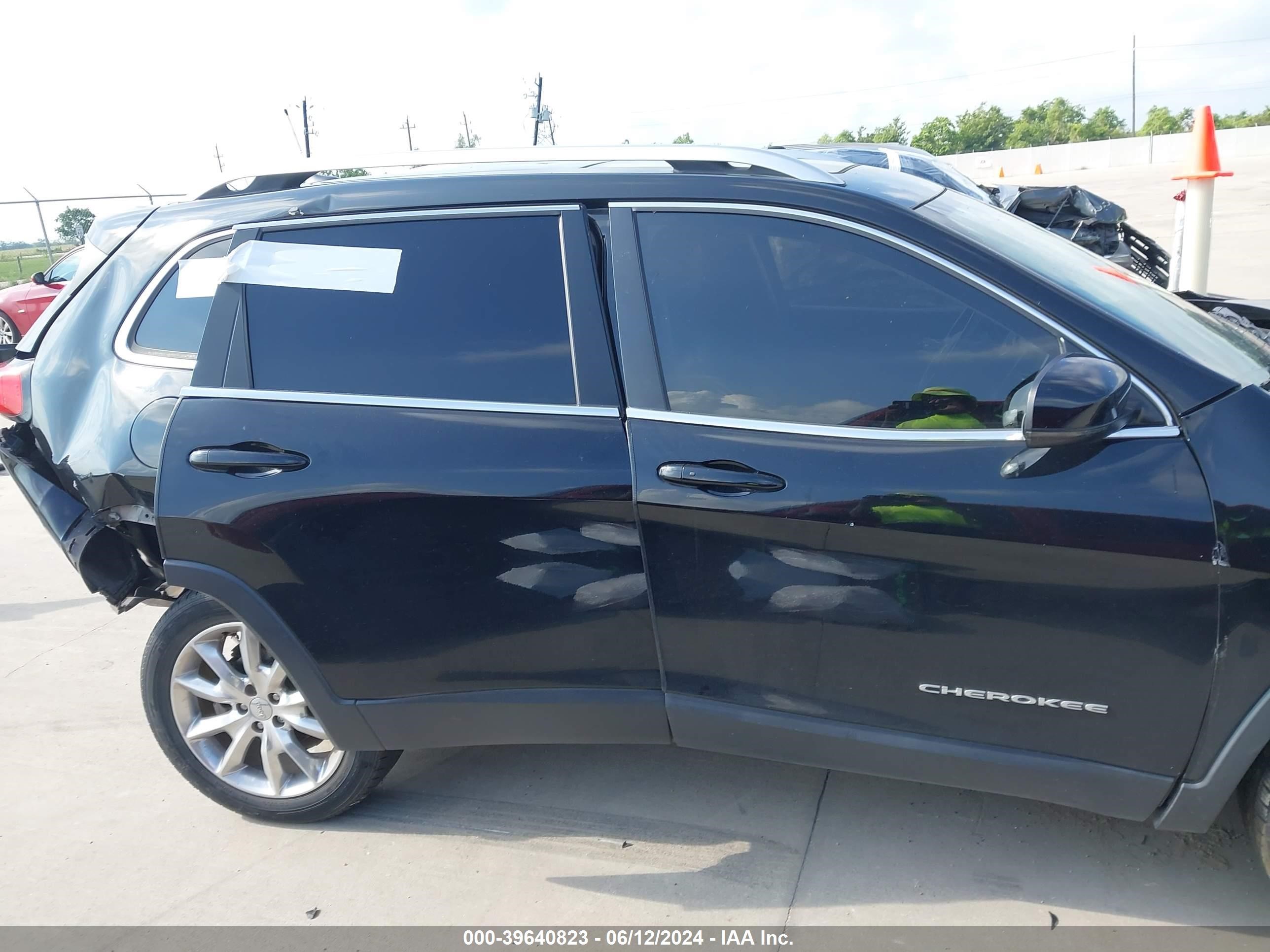 2017 Jeep Cherokee Limited Fwd Black vin: 1C4PJLDBXHW607833