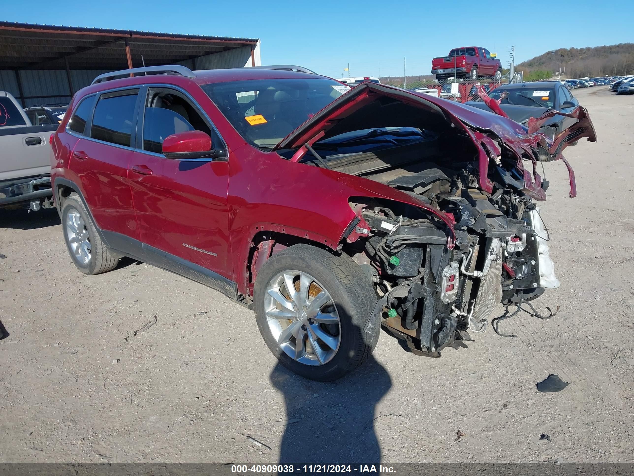 2017 Jeep Cherokee Limited Fwd Red vin: 1C4PJLDBXHW661794