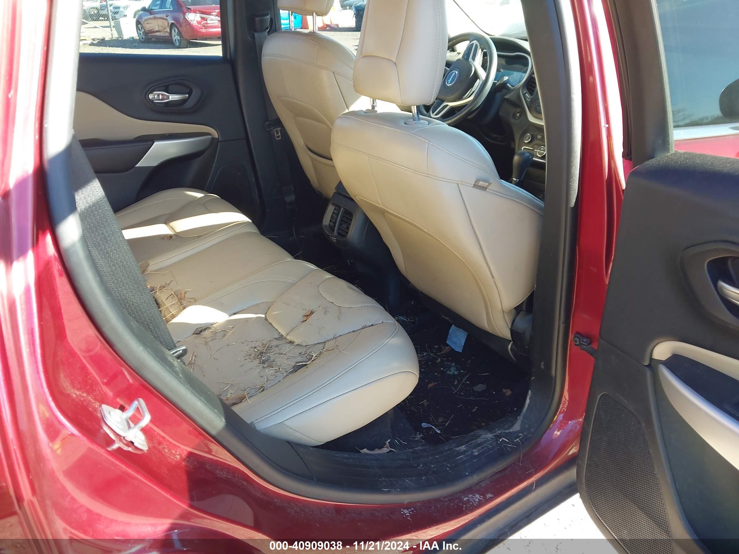 2017 Jeep Cherokee Limited Fwd Red vin: 1C4PJLDBXHW661794