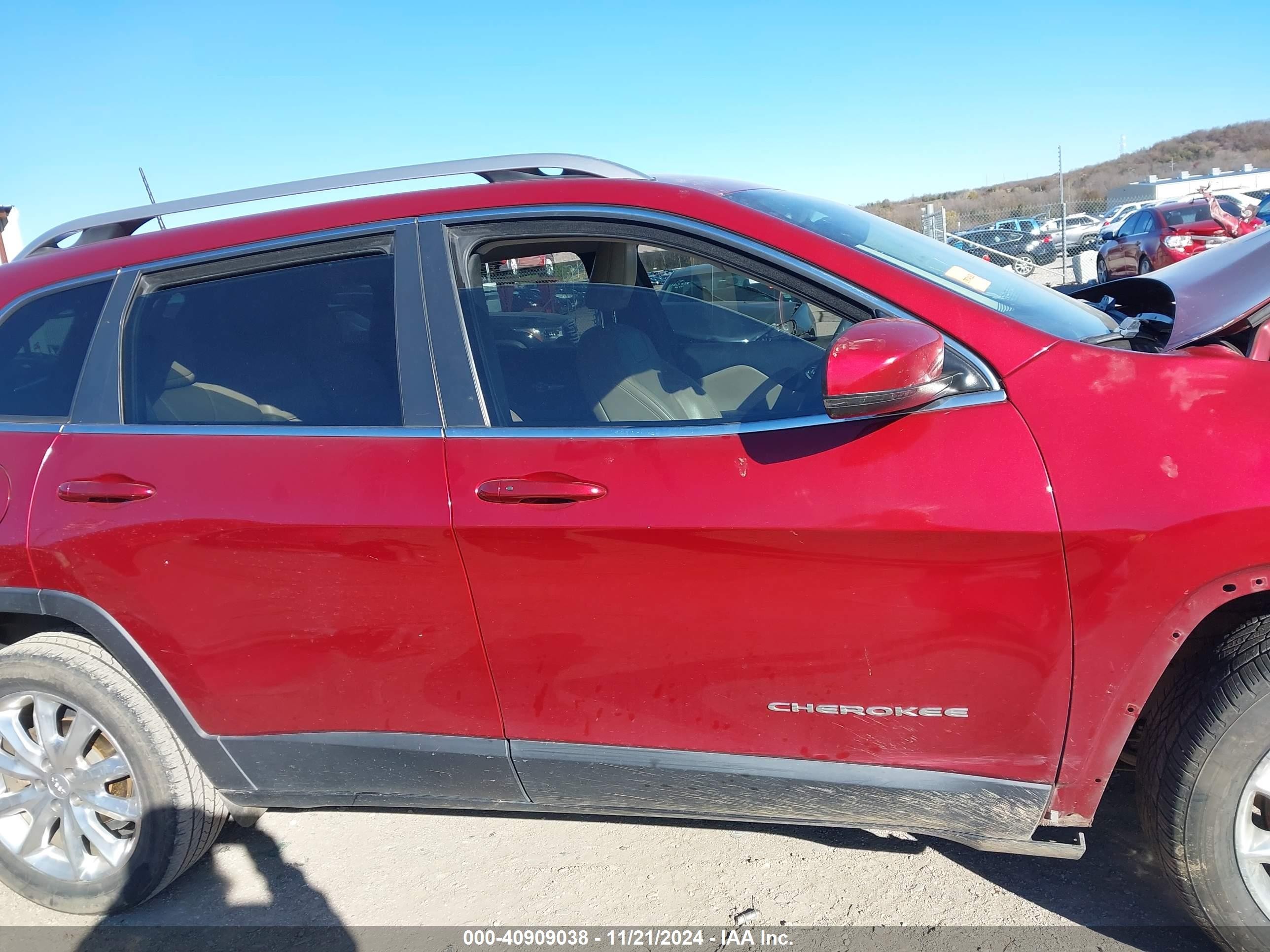 2017 Jeep Cherokee Limited Fwd Red vin: 1C4PJLDBXHW661794