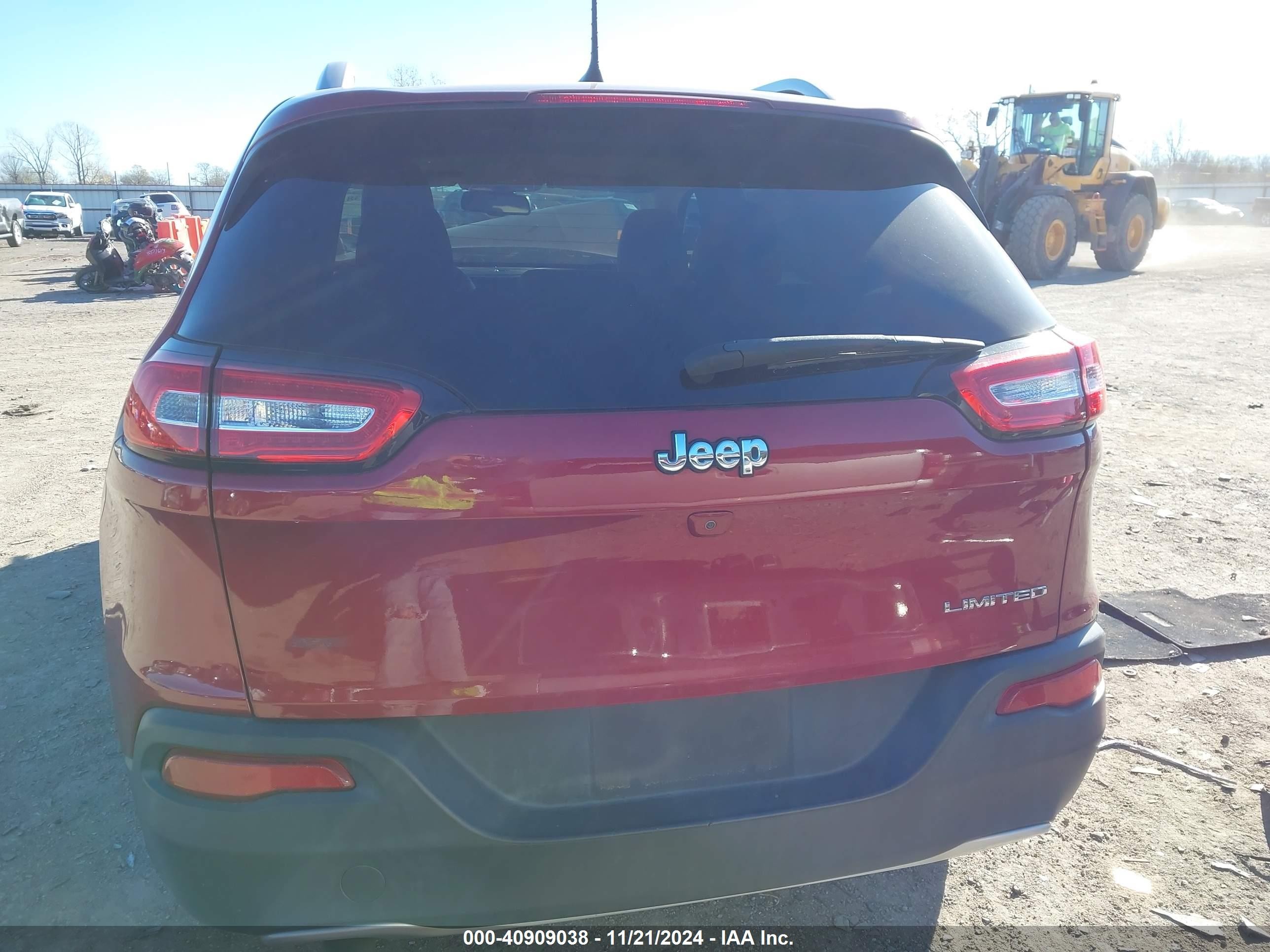 2017 Jeep Cherokee Limited Fwd Red vin: 1C4PJLDBXHW661794