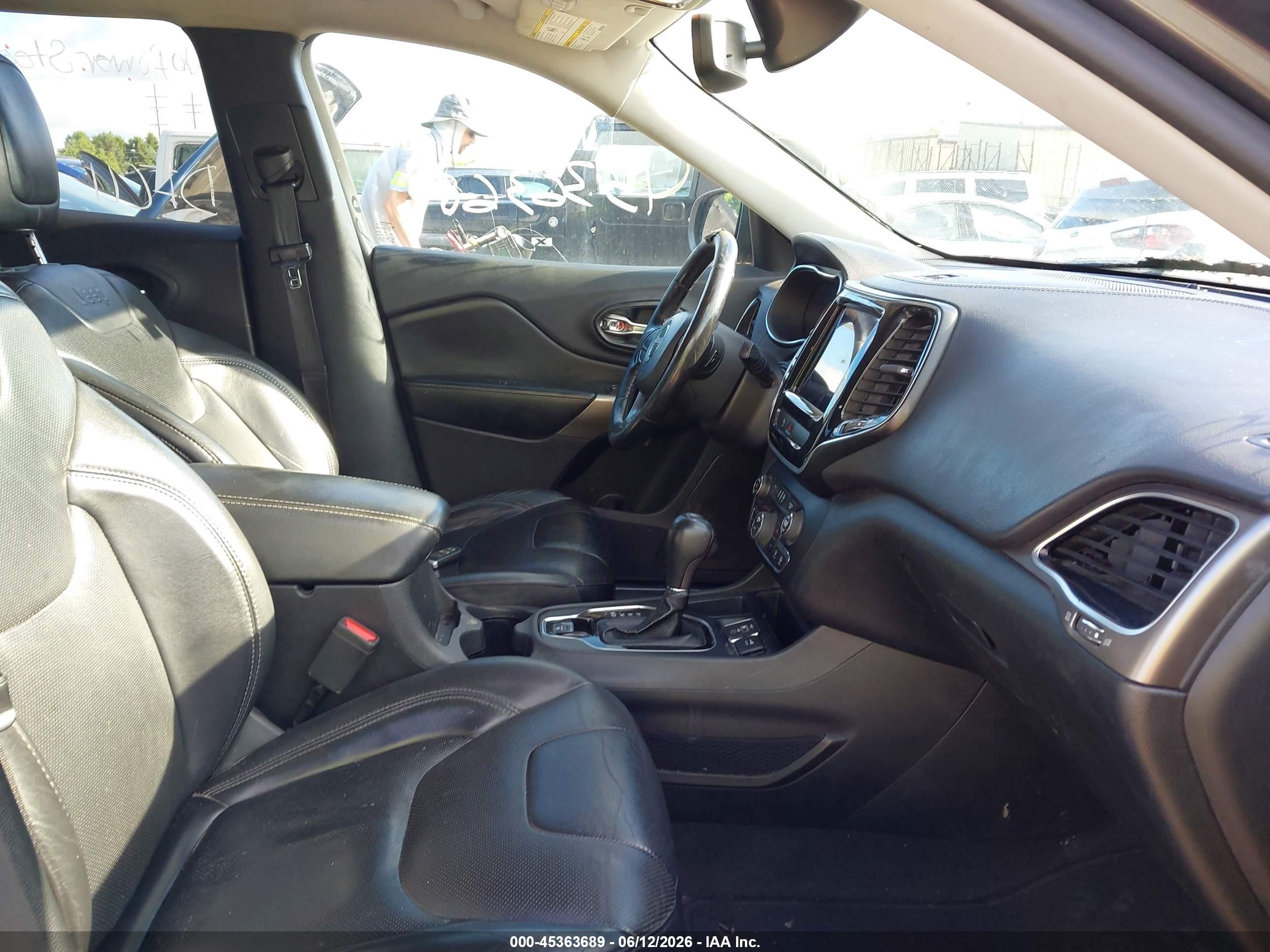 2020 Jeep Cherokee Limited Fwd Gray vin: 1C4PJLDBXLD535472