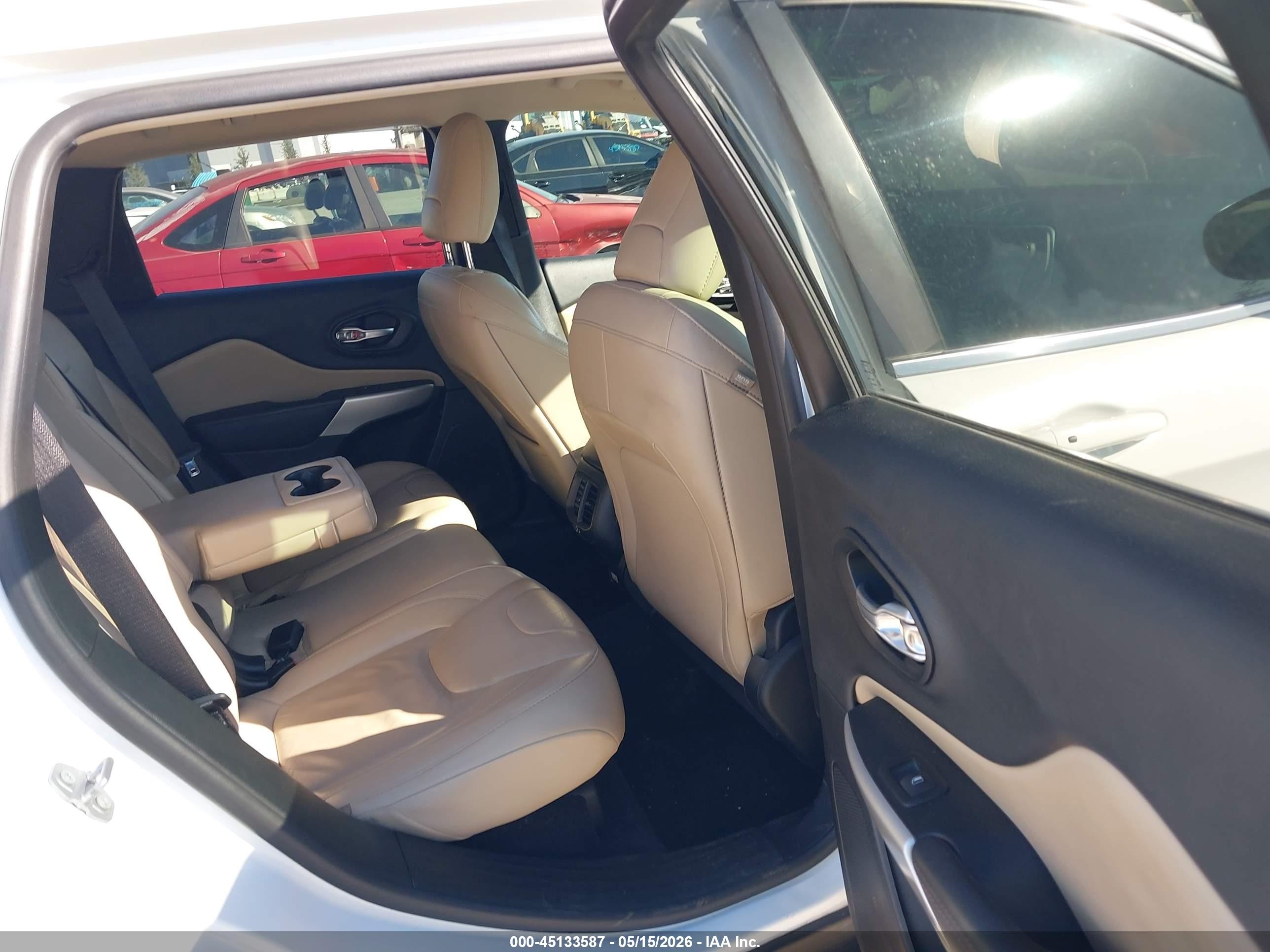 2017 Jeep Cherokee Limited Fwd White vin: 1C4PJLDS1HW602892