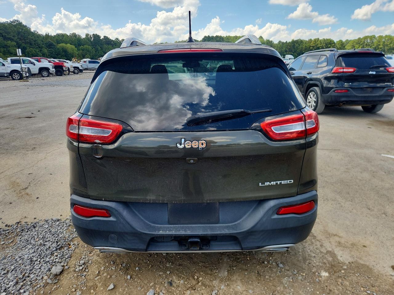 2015 Jeep Cherokee Limited Green vin: 1C4PJLDS2FW515998