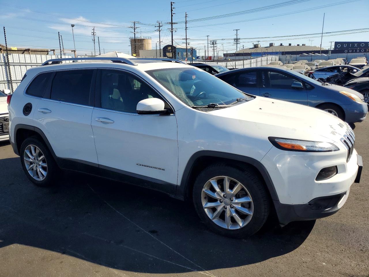 2015 Jeep Cherokee Limited White vin: 1C4PJLDS2FW525432