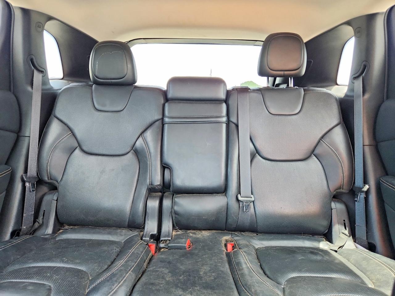 2015 Jeep Cherokee Limited Red vin: 1C4PJLDS3FW526511