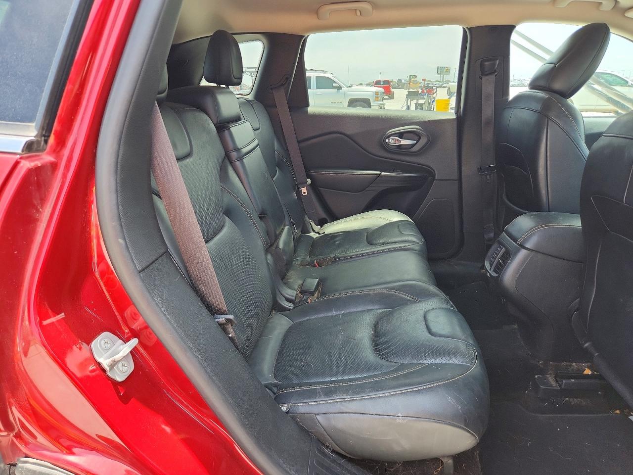 2015 Jeep Cherokee Limited Red vin: 1C4PJLDS3FW526511