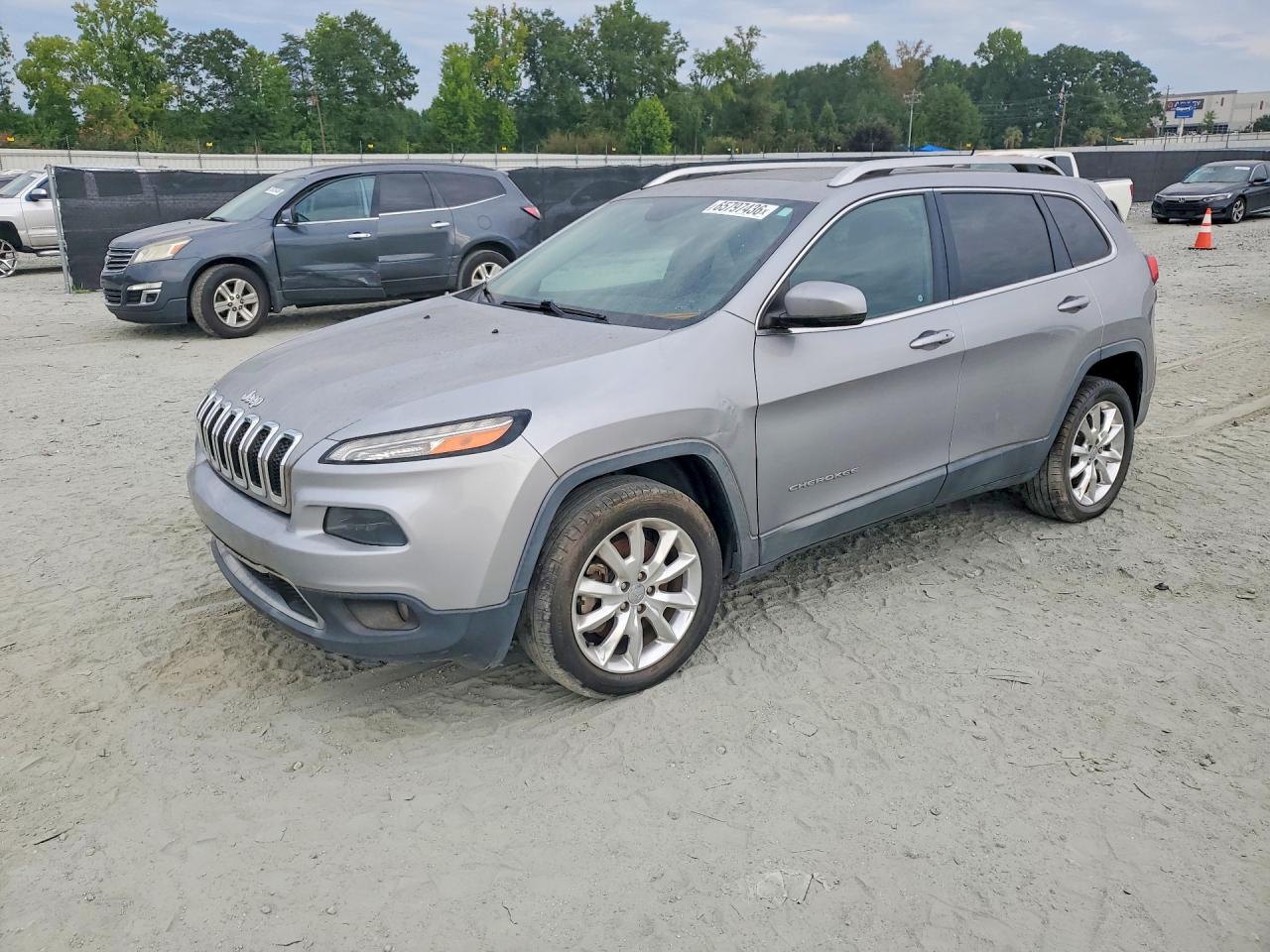 2015 Jeep Cherokee Limited Silver vin: 1C4PJLDS4FW525495