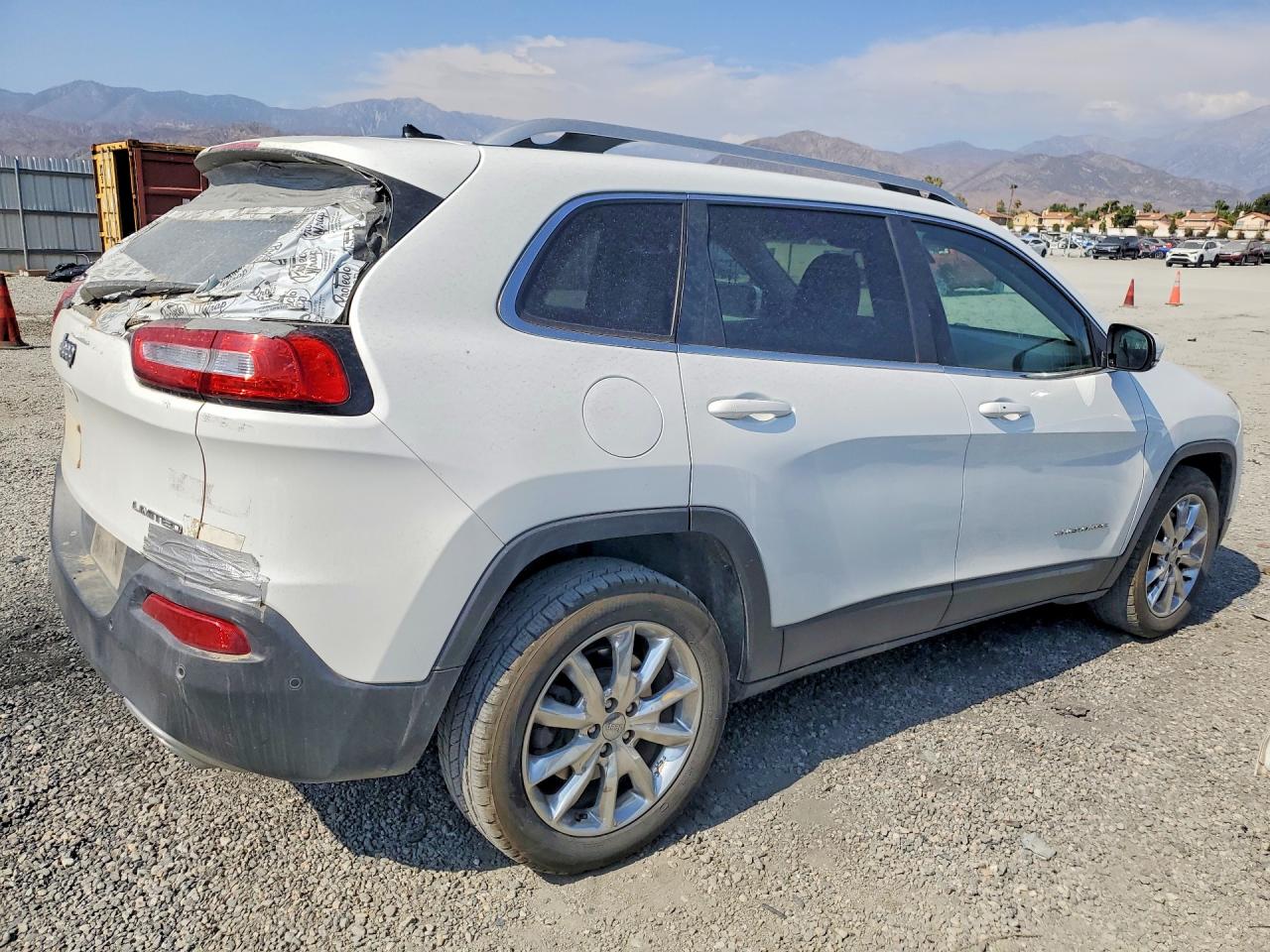 2015 Jeep Cherokee Limited White vin: 1C4PJLDS4FW547075