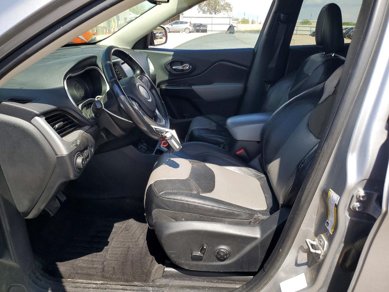 2014 Jeep Cherokee Limited Silver vin: 1C4PJLDS5EW164454