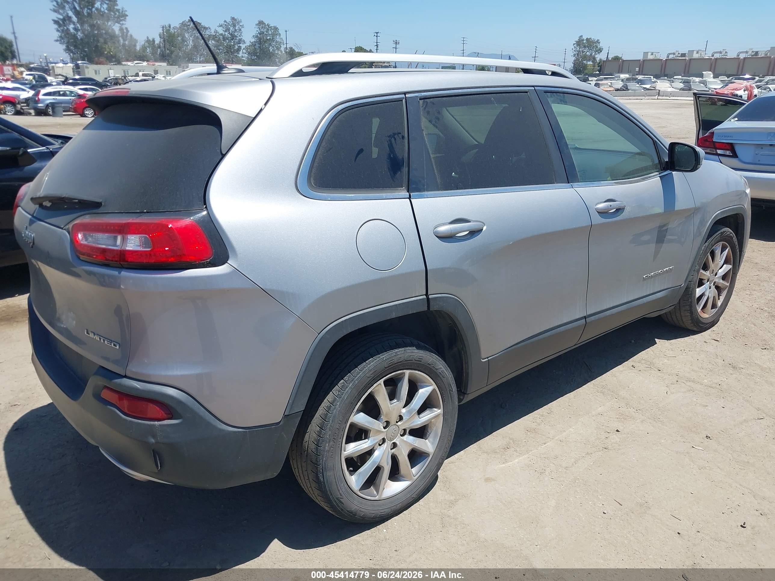 2014 Jeep Cherokee Limited Серебряный vin: 1C4PJLDS6EW103775
