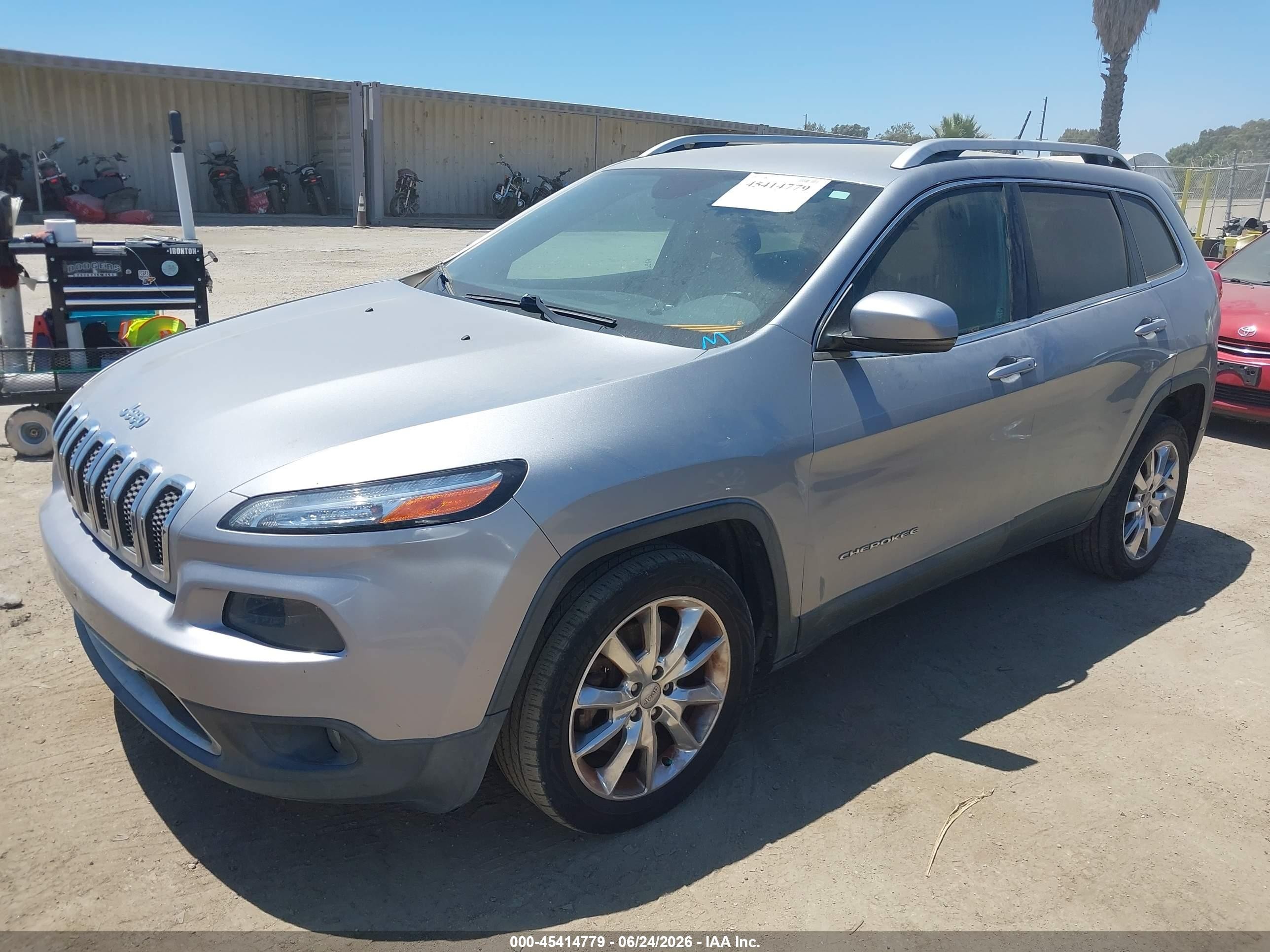 2014 Jeep Cherokee Limited Серебряный vin: 1C4PJLDS6EW103775