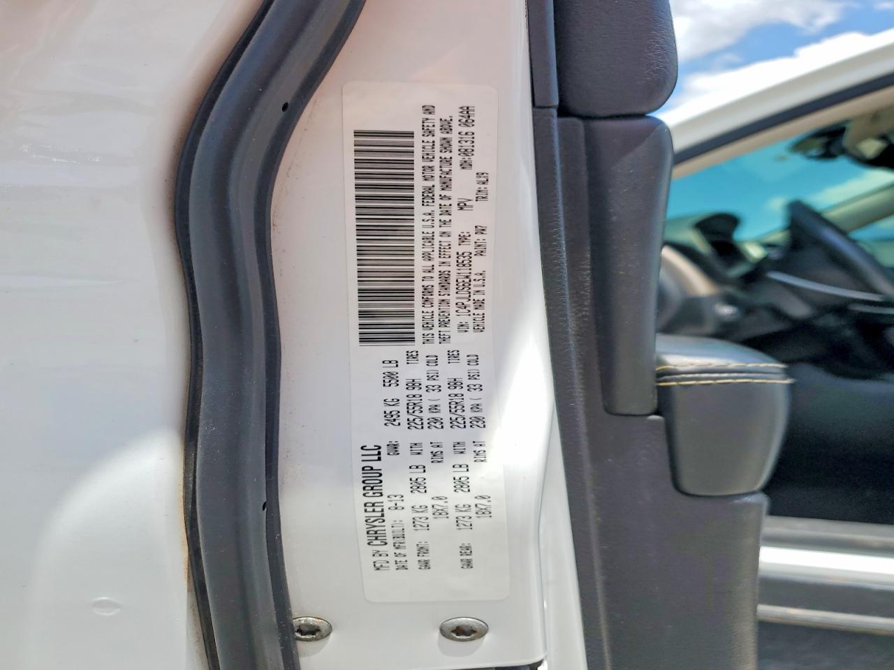 2014 Jeep Cherokee Limited White vin: 1C4PJLDS6EW118535