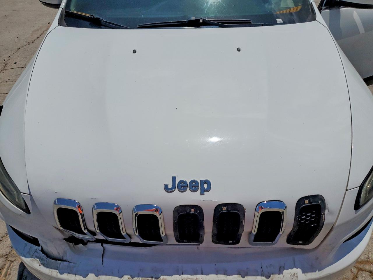 2014 Jeep Cherokee Limited White vin: 1C4PJLDS6EW118535