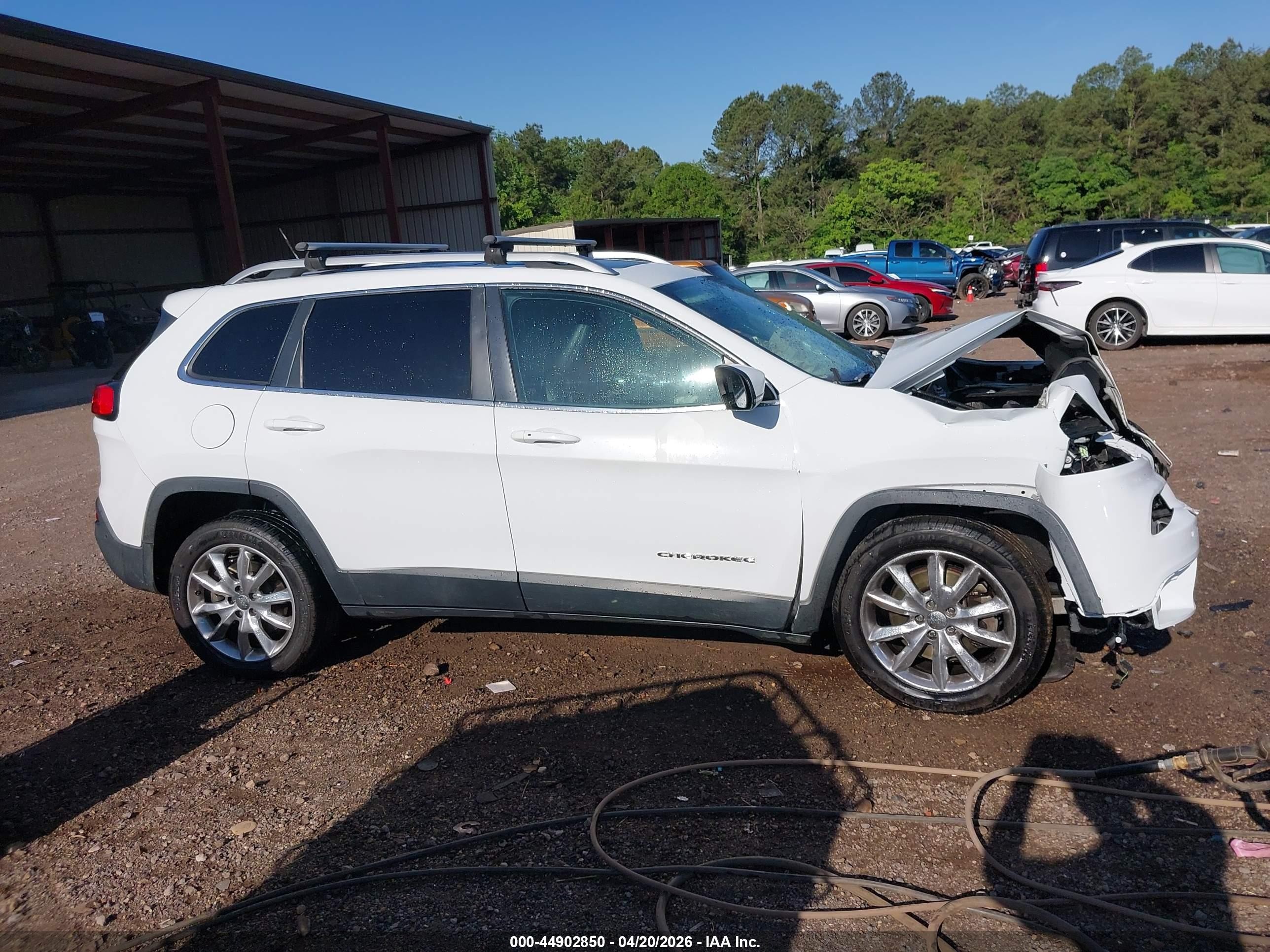 2015 Jeep Cherokee Limited White vin: 1C4PJLDS6FW579817