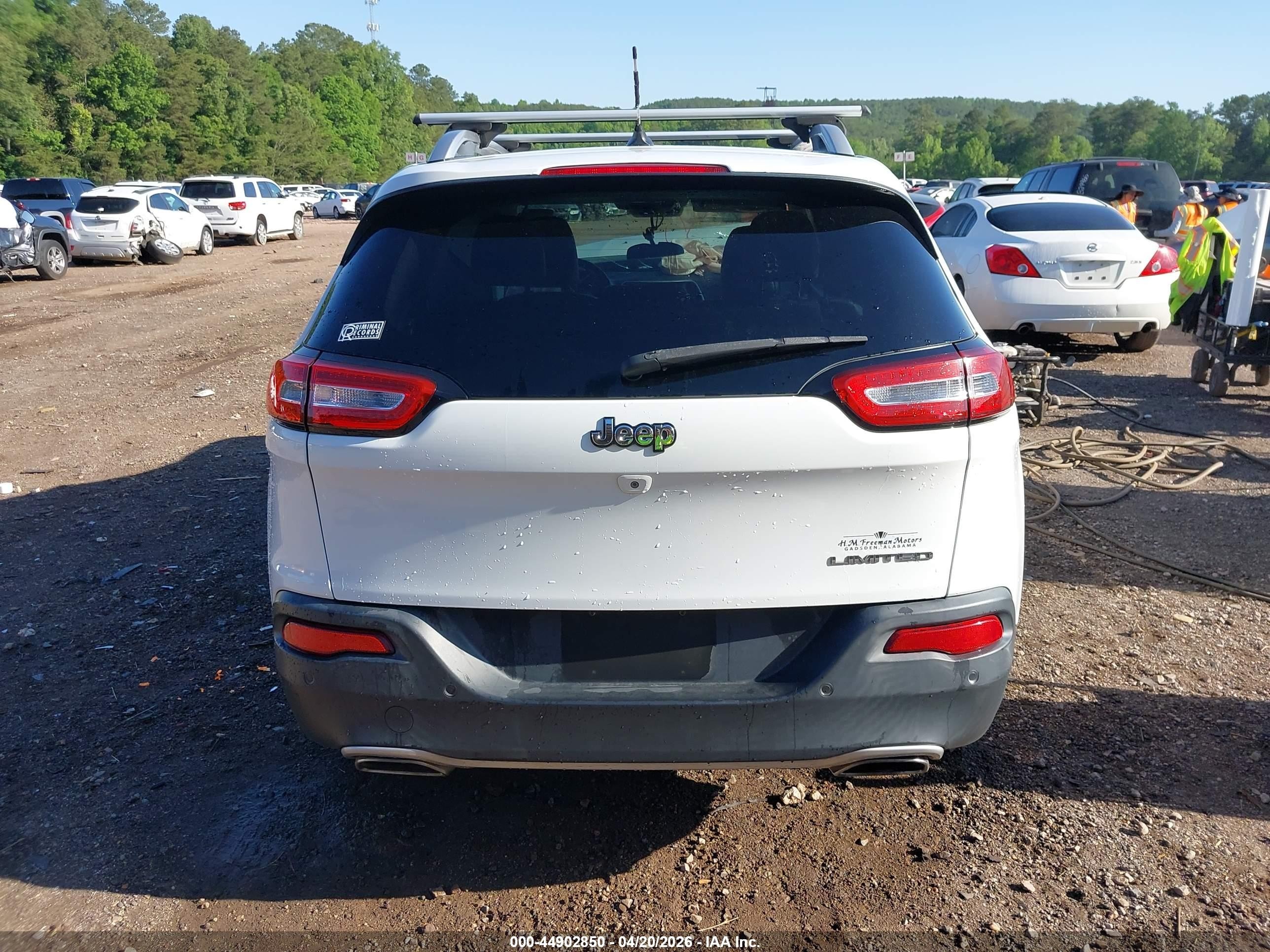 2015 Jeep Cherokee Limited White vin: 1C4PJLDS6FW579817