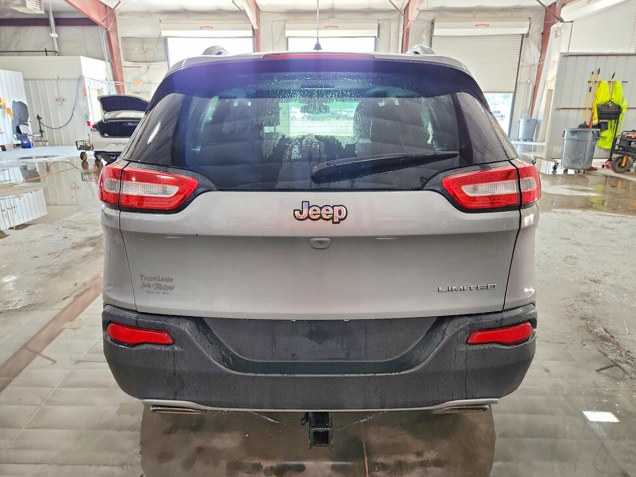 2015 Jeep Cherokee Limited Gray vin: 1C4PJLDS6FW628627