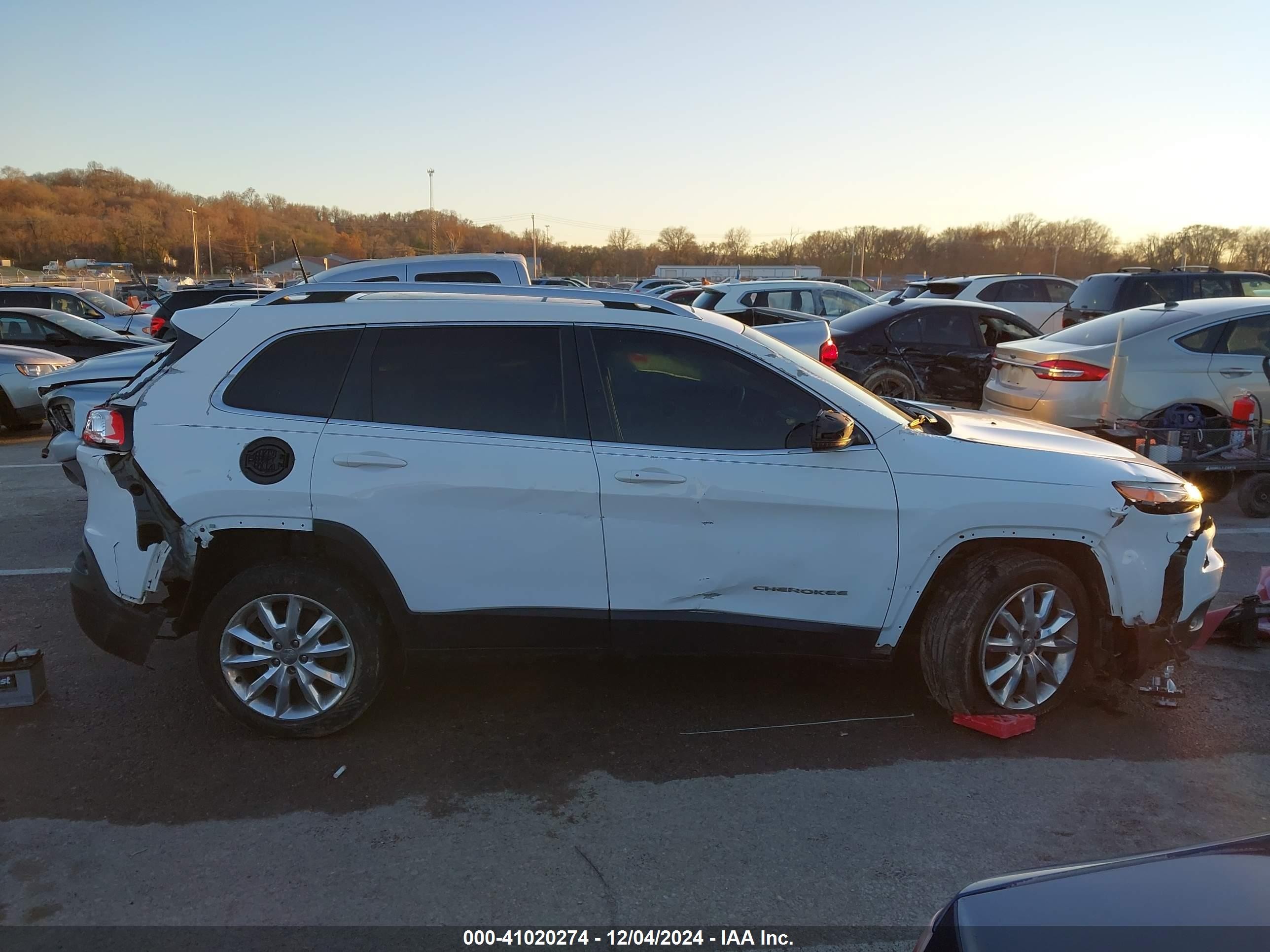 2017 Jeep Cherokee Limited Fwd White vin: 1C4PJLDS6HW508460