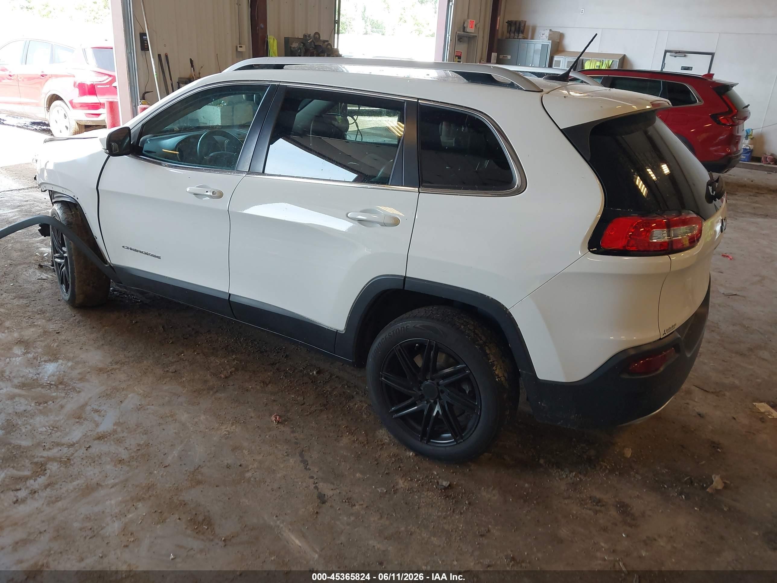 2015 Jeep Cherokee Limited Белый vin: 1C4PJLDS9FW547606