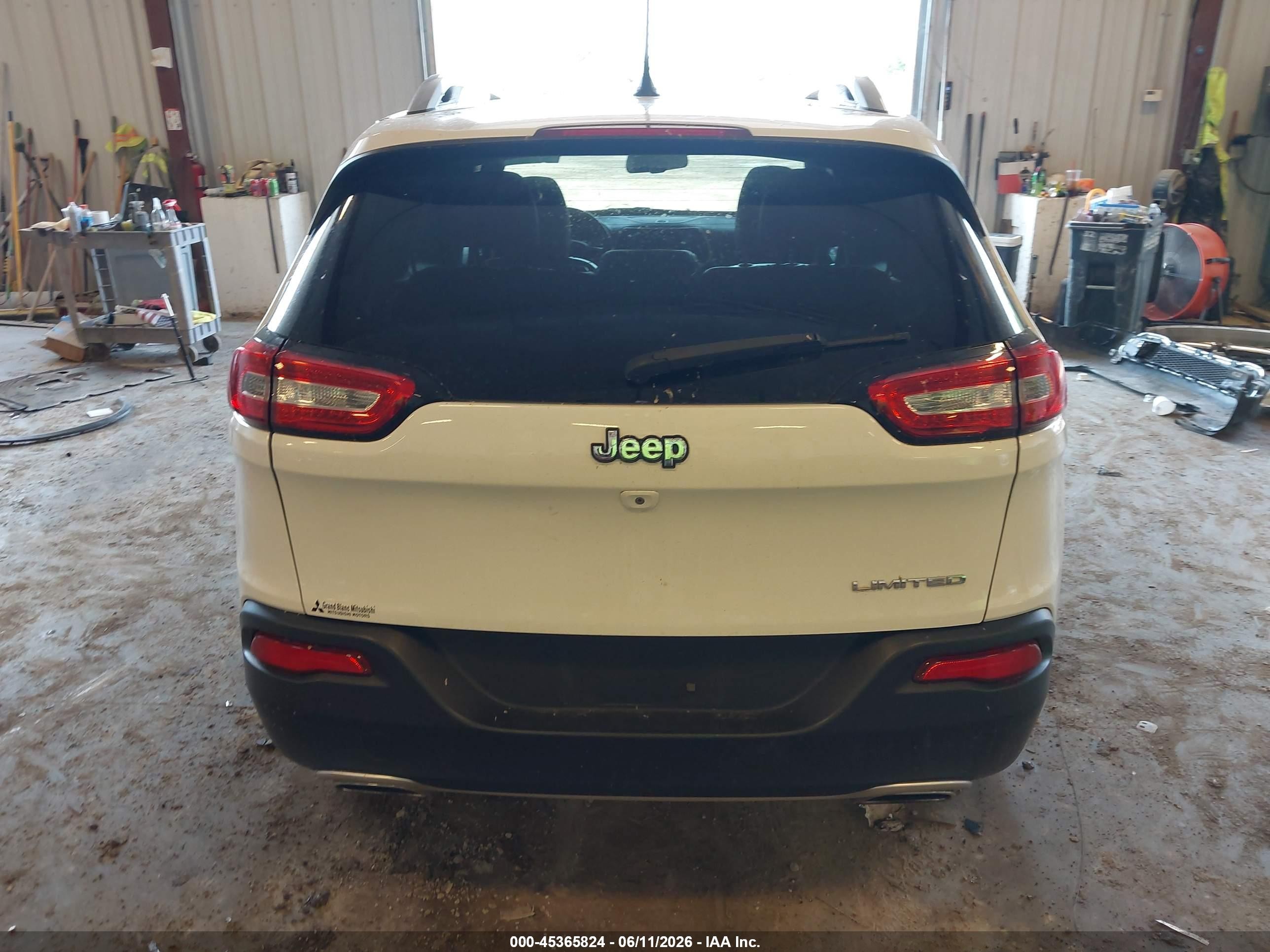 2015 Jeep Cherokee Limited Белый vin: 1C4PJLDS9FW547606