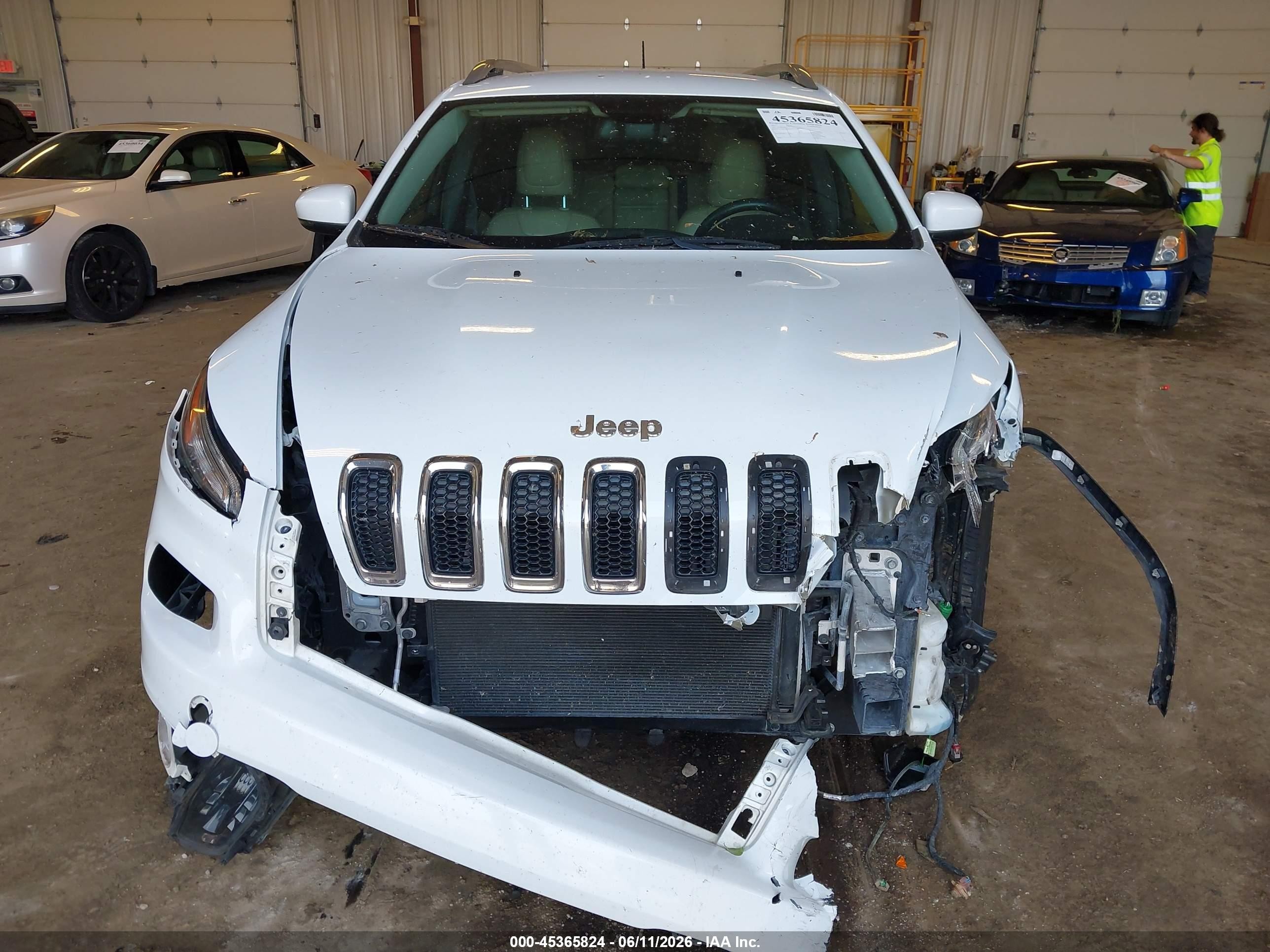 2015 Jeep Cherokee Limited Белый vin: 1C4PJLDS9FW547606