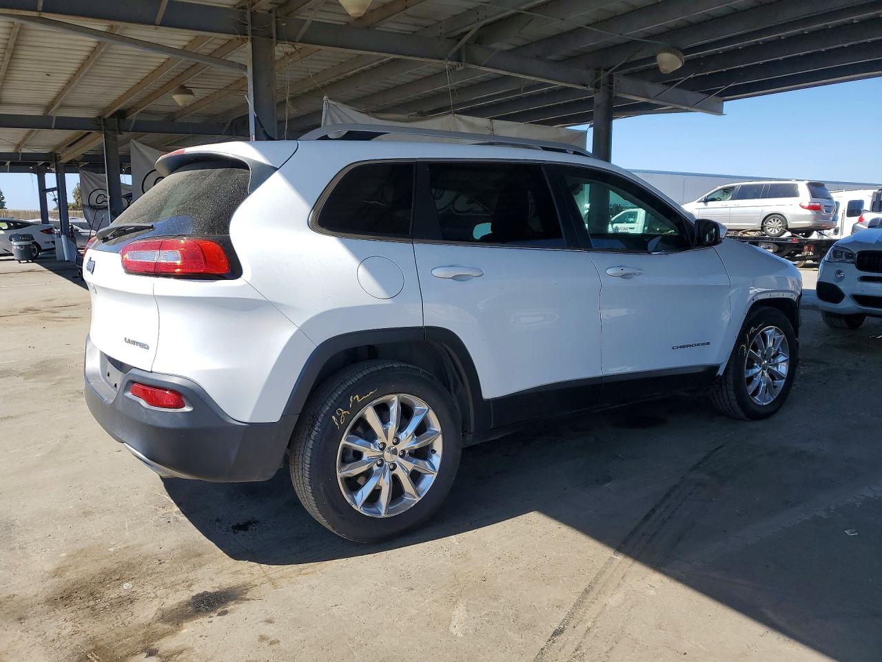 2015 Jeep Cherokee Limited White vin: 1C4PJLDS9FW553437