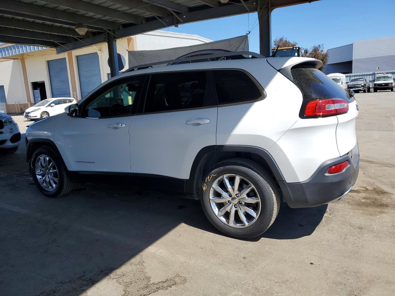 2015 Jeep Cherokee Limited White vin: 1C4PJLDS9FW553437
