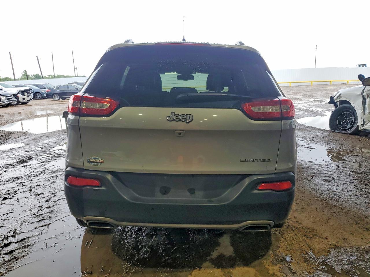 2015 Jeep Cherokee Limited Silver vin: 1C4PJLDS9FW684352