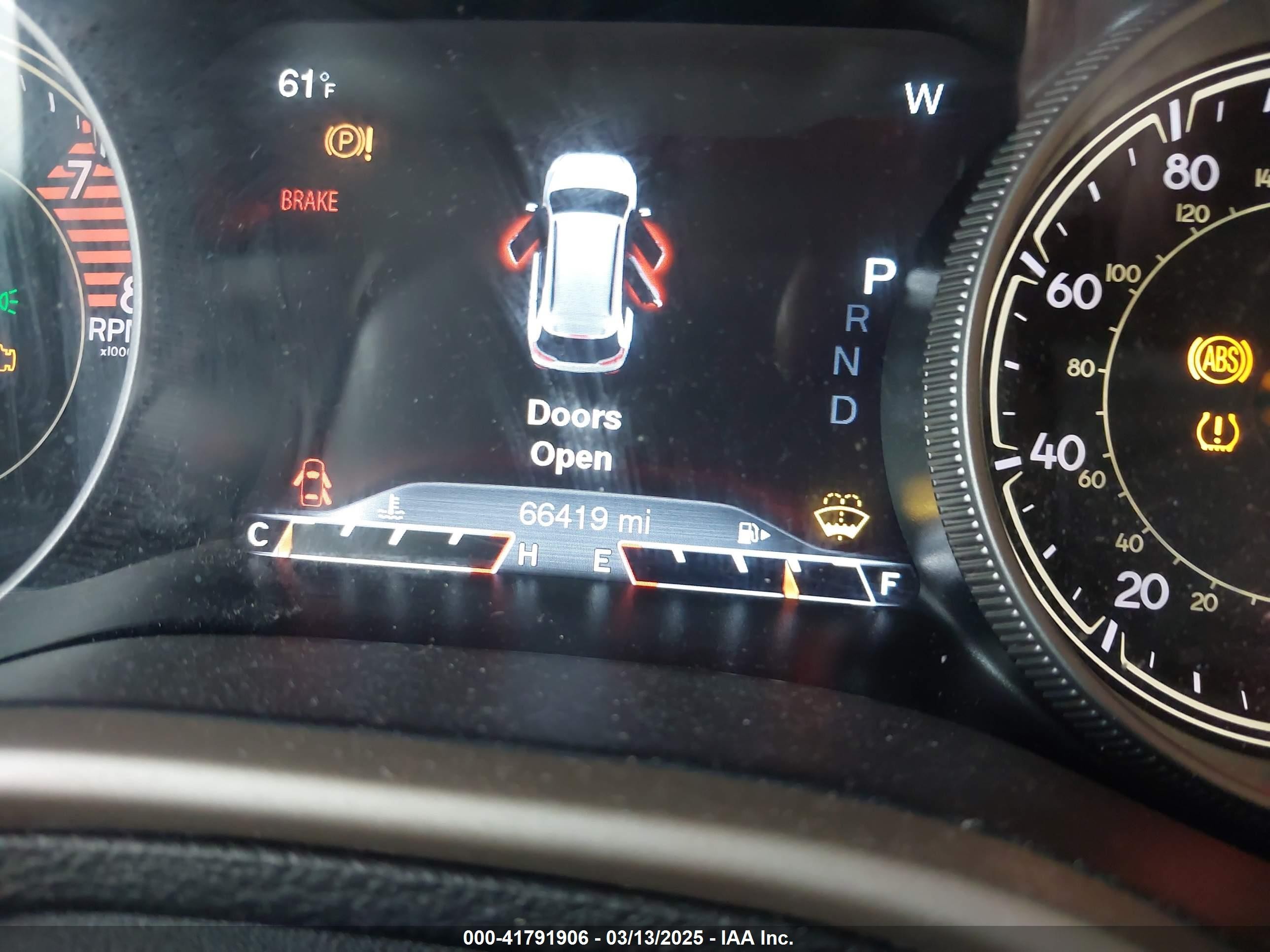 2017 Jeep Cherokee Limited Fwd Silver vin: 1C4PJLDS9HW650690