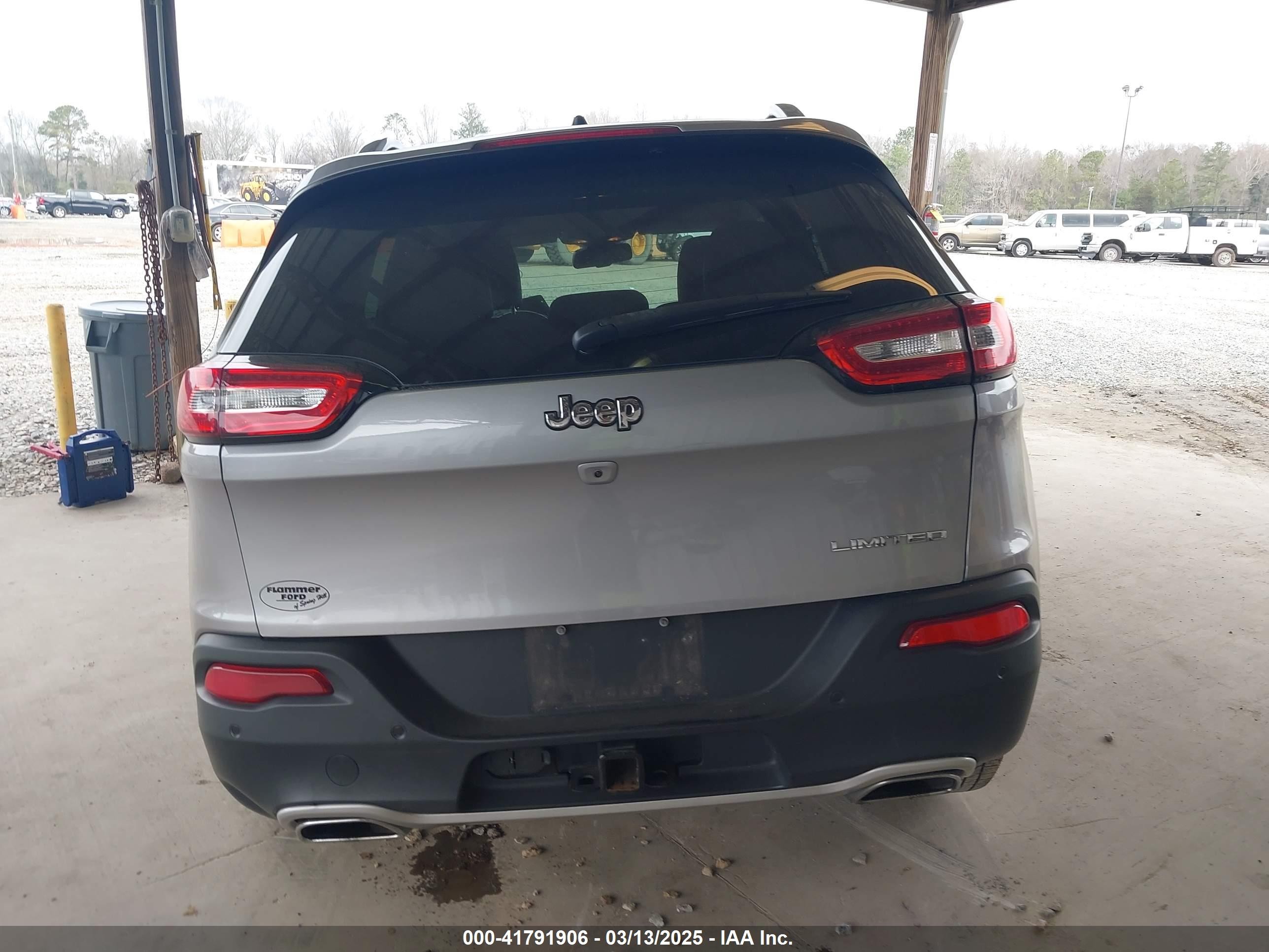 2017 Jeep Cherokee Limited Fwd Silver vin: 1C4PJLDS9HW650690