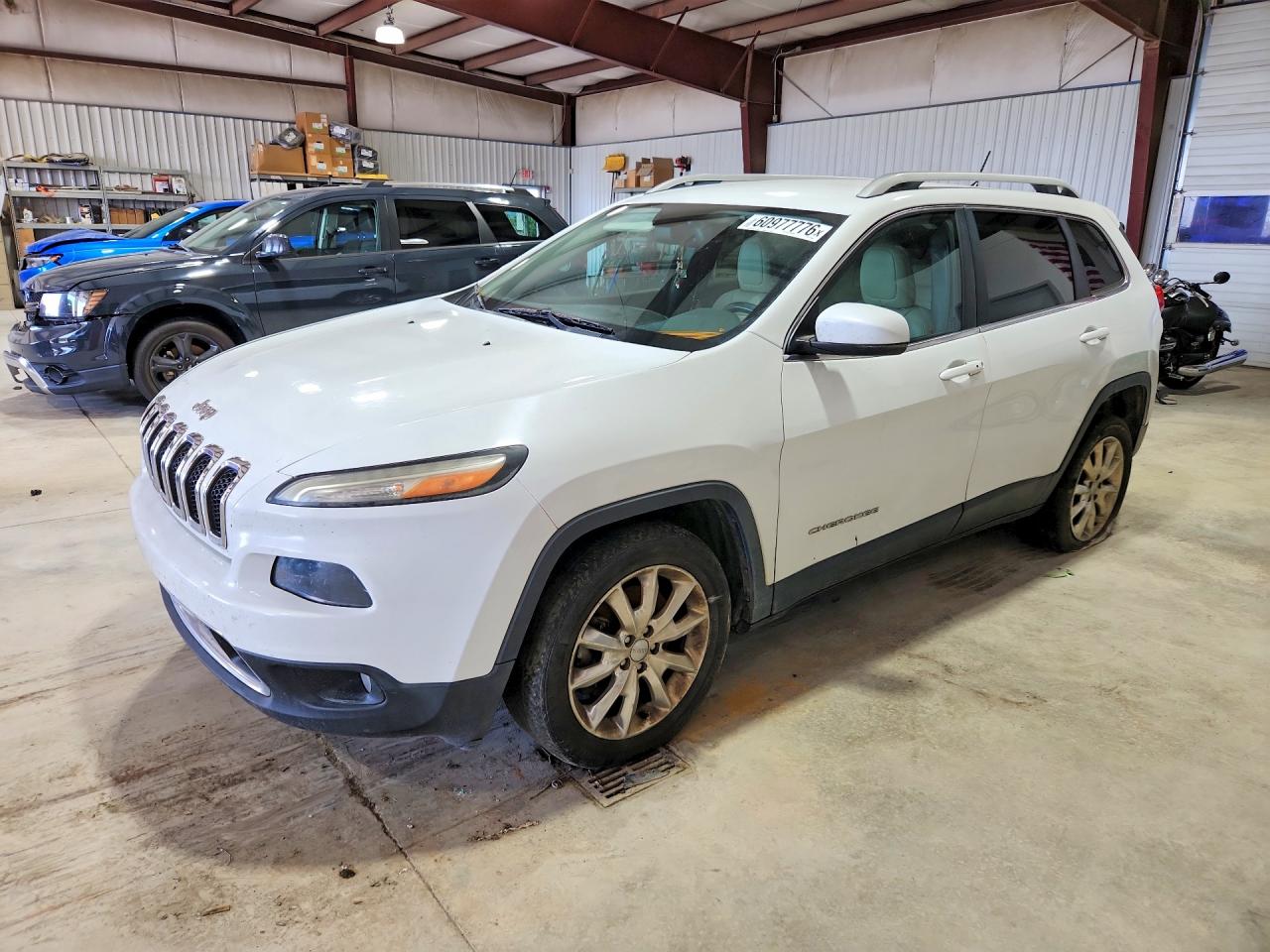 2015 Jeep Cherokee Limited White vin: 1C4PJLDSXFW517689