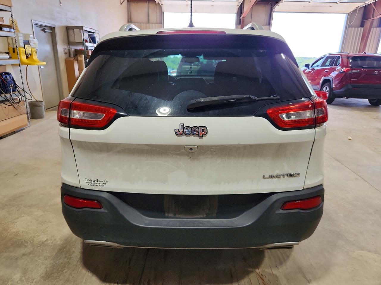 2015 Jeep Cherokee Limited White vin: 1C4PJLDSXFW517689