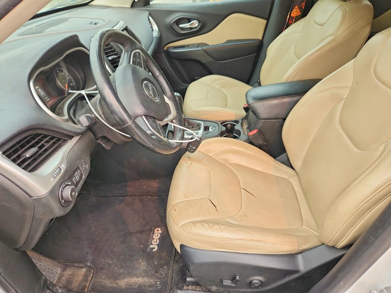 2015 Jeep Cherokee Limited White vin: 1C4PJLDSXFW517689