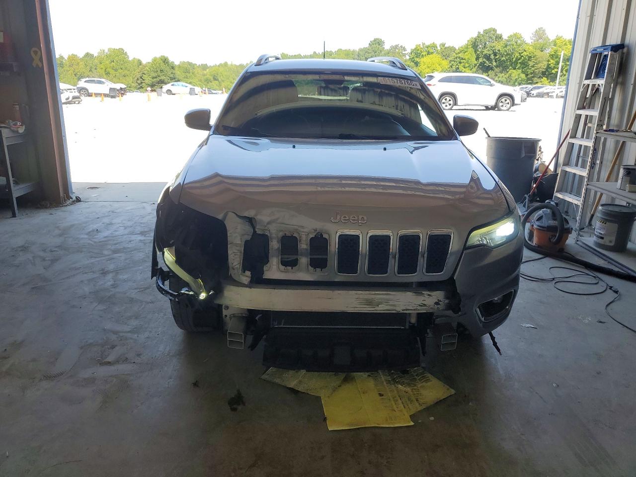 2019 Jeep Cherokee Limited Gray vin: 1C4PJLDX6KD273105