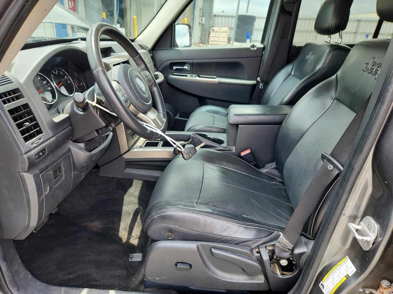2012 Jeep Liberty Jet Gray vin: 1C4PJLFK1CW179351