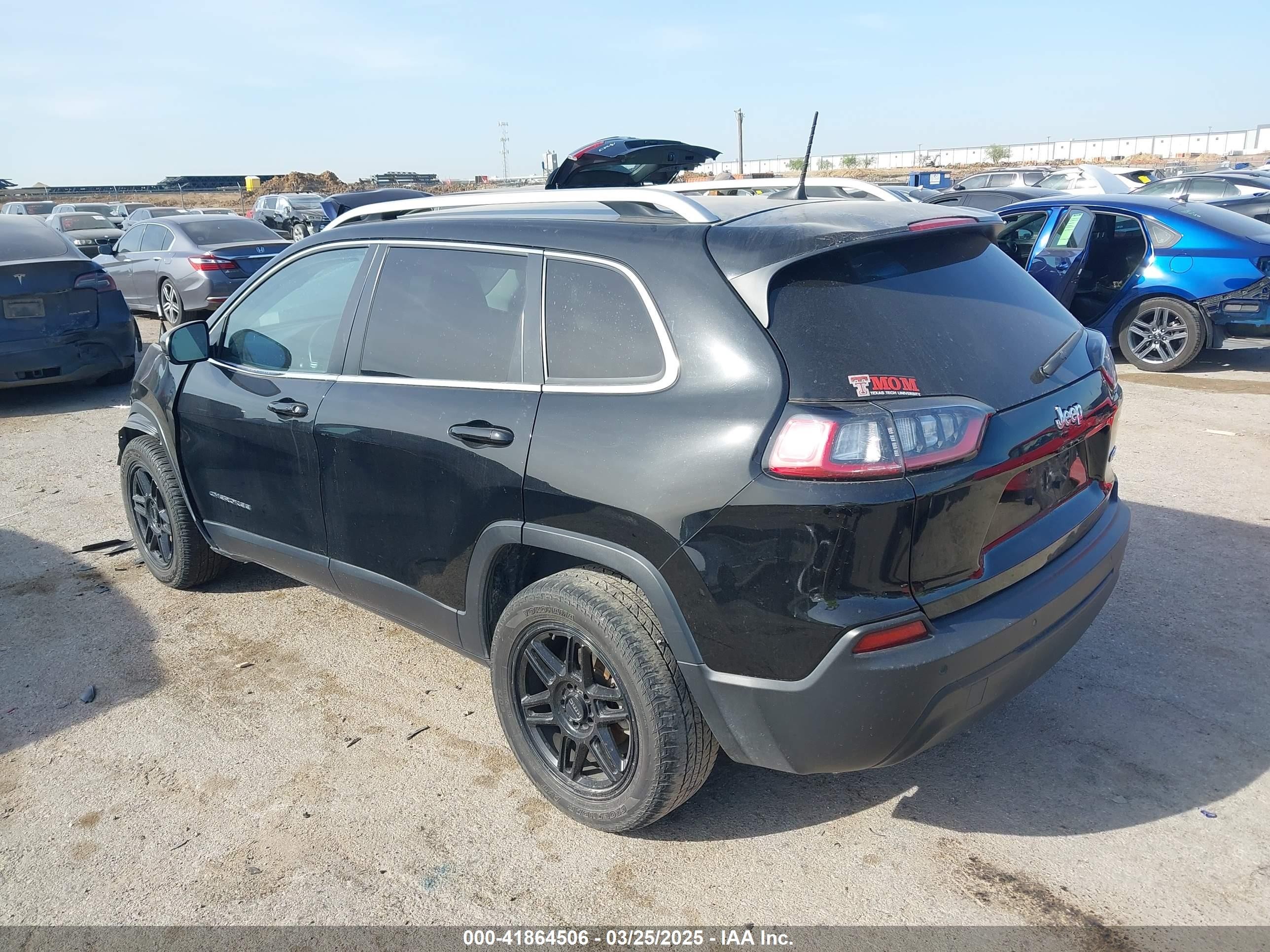 2021 Jeep Cherokee Latitude Plus Fwd Black vin: 1C4PJLLB1MD125792
