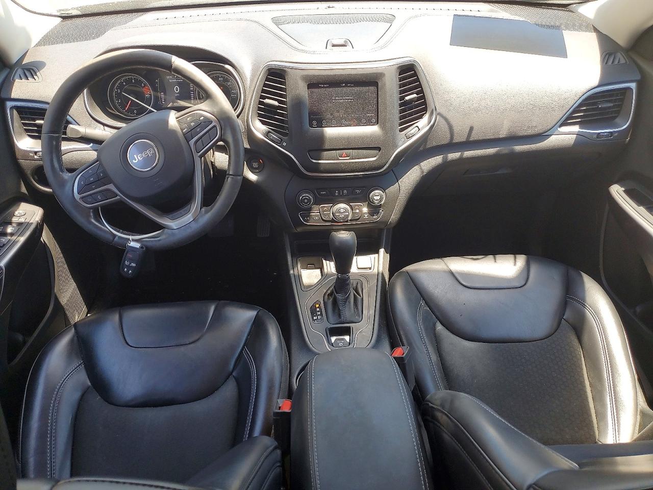 2019 Jeep Cherokee Latitude Plus Black vin: 1C4PJLLB2KD173587