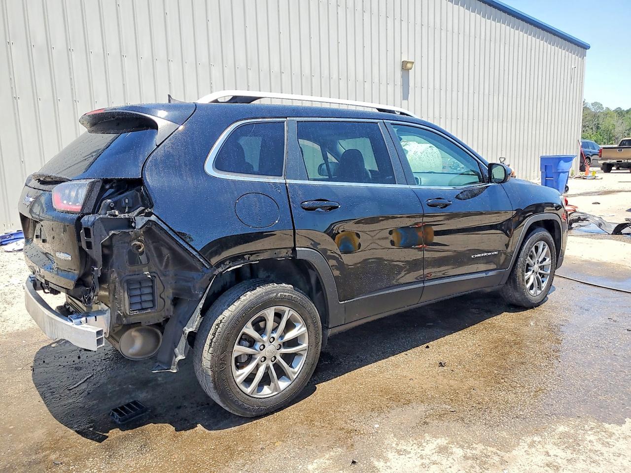 2019 Jeep Cherokee Latitude Plus Black vin: 1C4PJLLB2KD173587