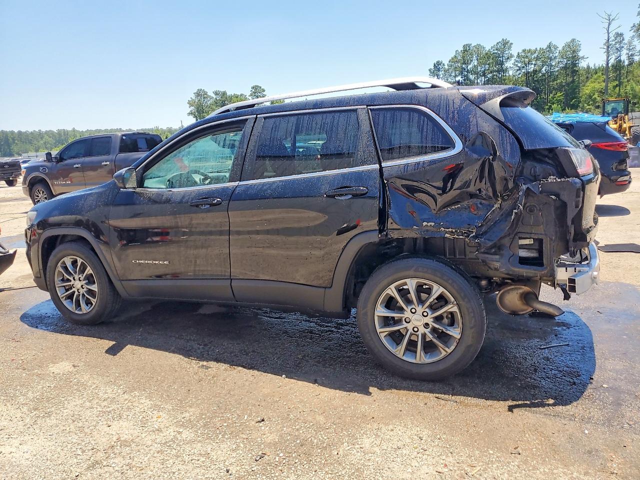 2019 Jeep Cherokee Latitude Plus Black vin: 1C4PJLLB2KD173587