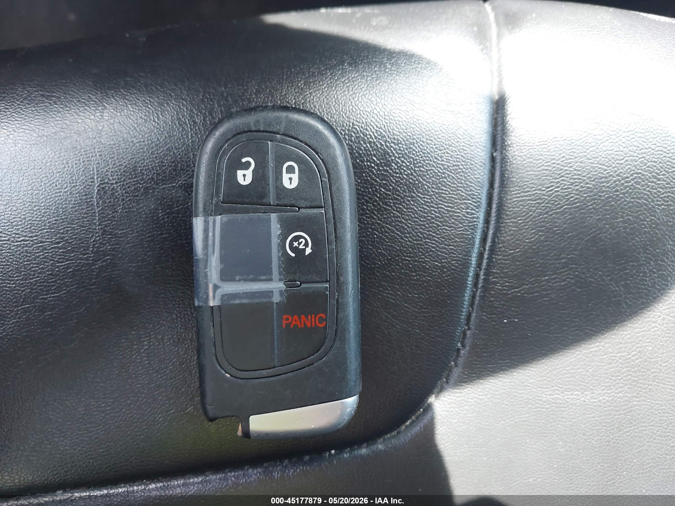 2019 Jeep Cherokee Altitude Fwd Black vin: 1C4PJLLB2KD478829