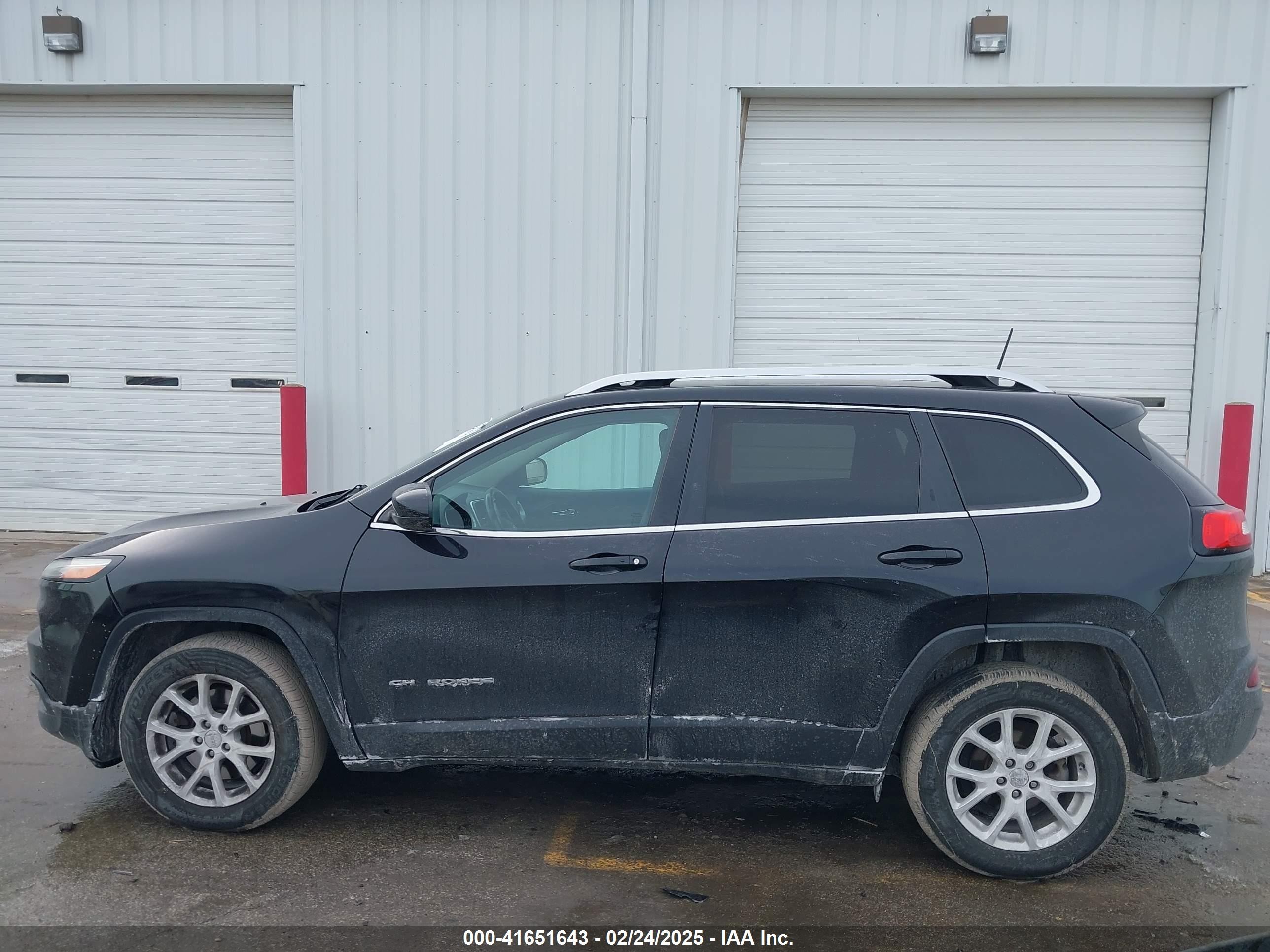 2018 Jeep Cherokee Latitude Plus Fwd Черный vin: 1C4PJLLB3JD553228