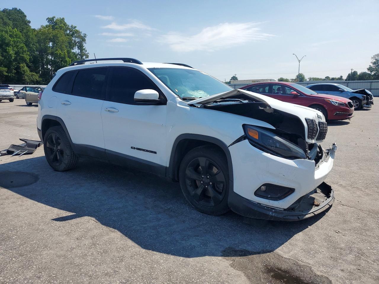 2019 Jeep Cherokee Latitude Plus White vin: 1C4PJLLB4KD474989